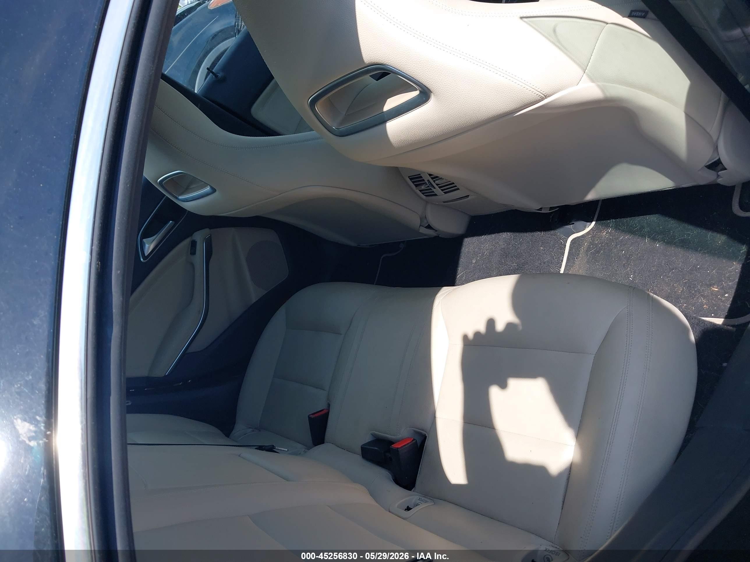 MERCEDES-BENZ CLA image 8