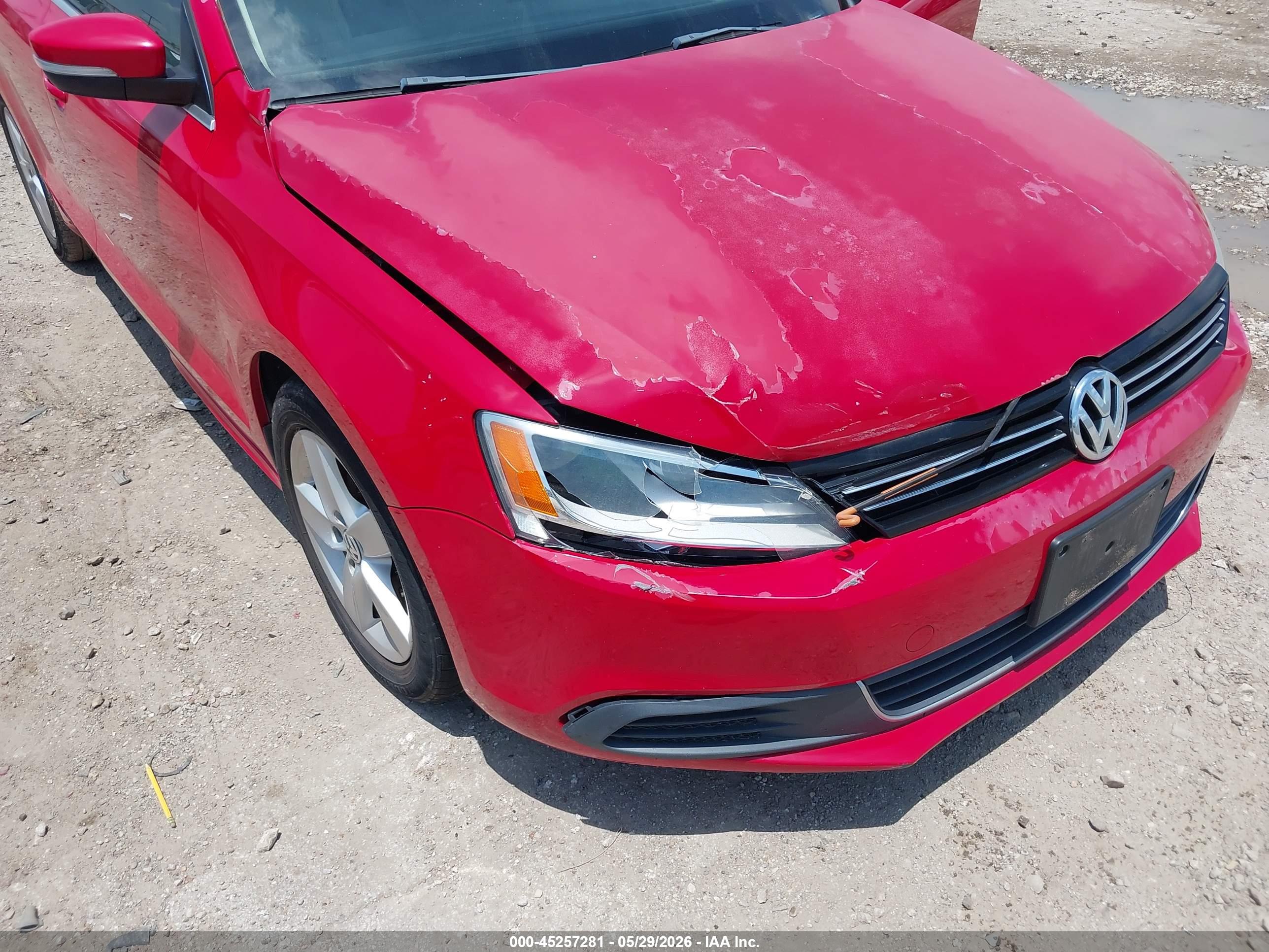 VOLKSWAGEN JETTA image 6