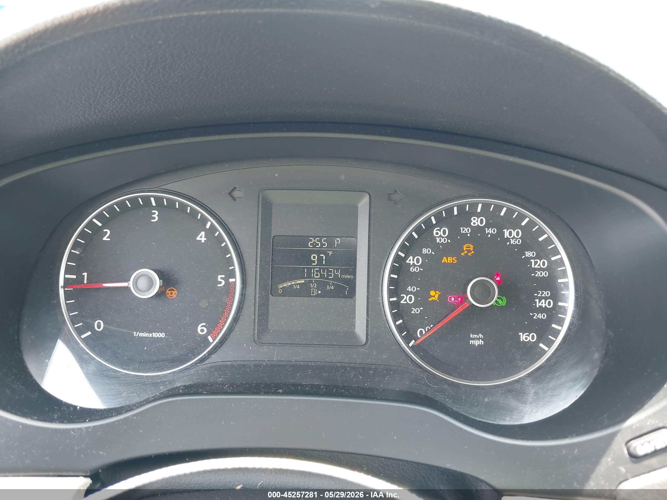 VOLKSWAGEN JETTA image 7