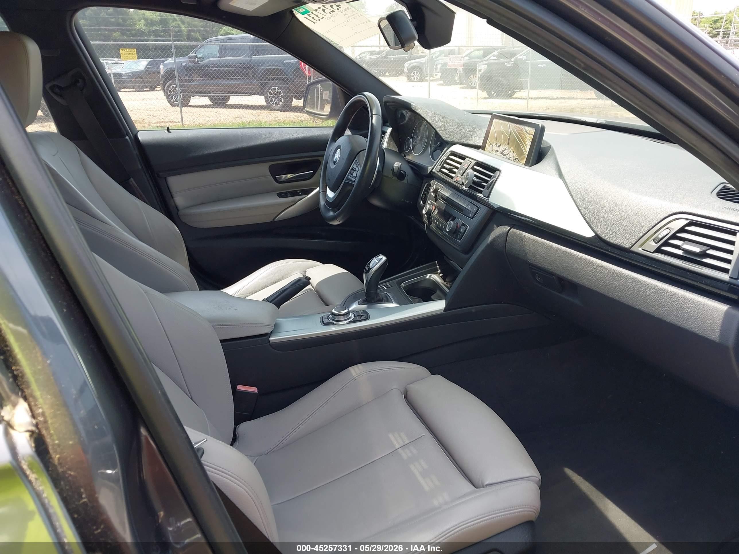 BMW 328I image 5