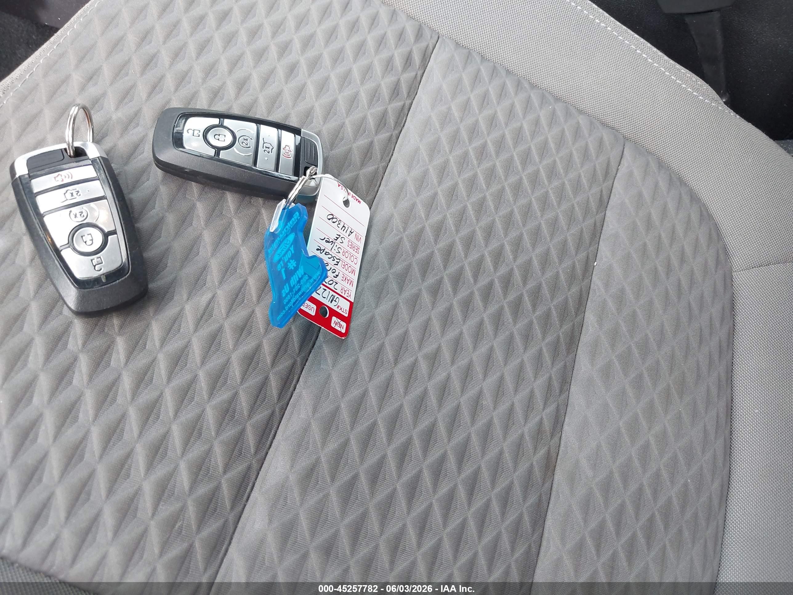 FORD ESCAPE image 11