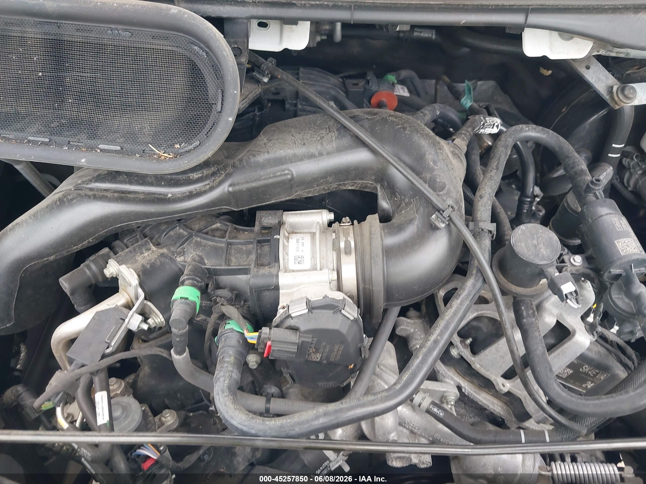 FORD TRANSIT-350 image 10