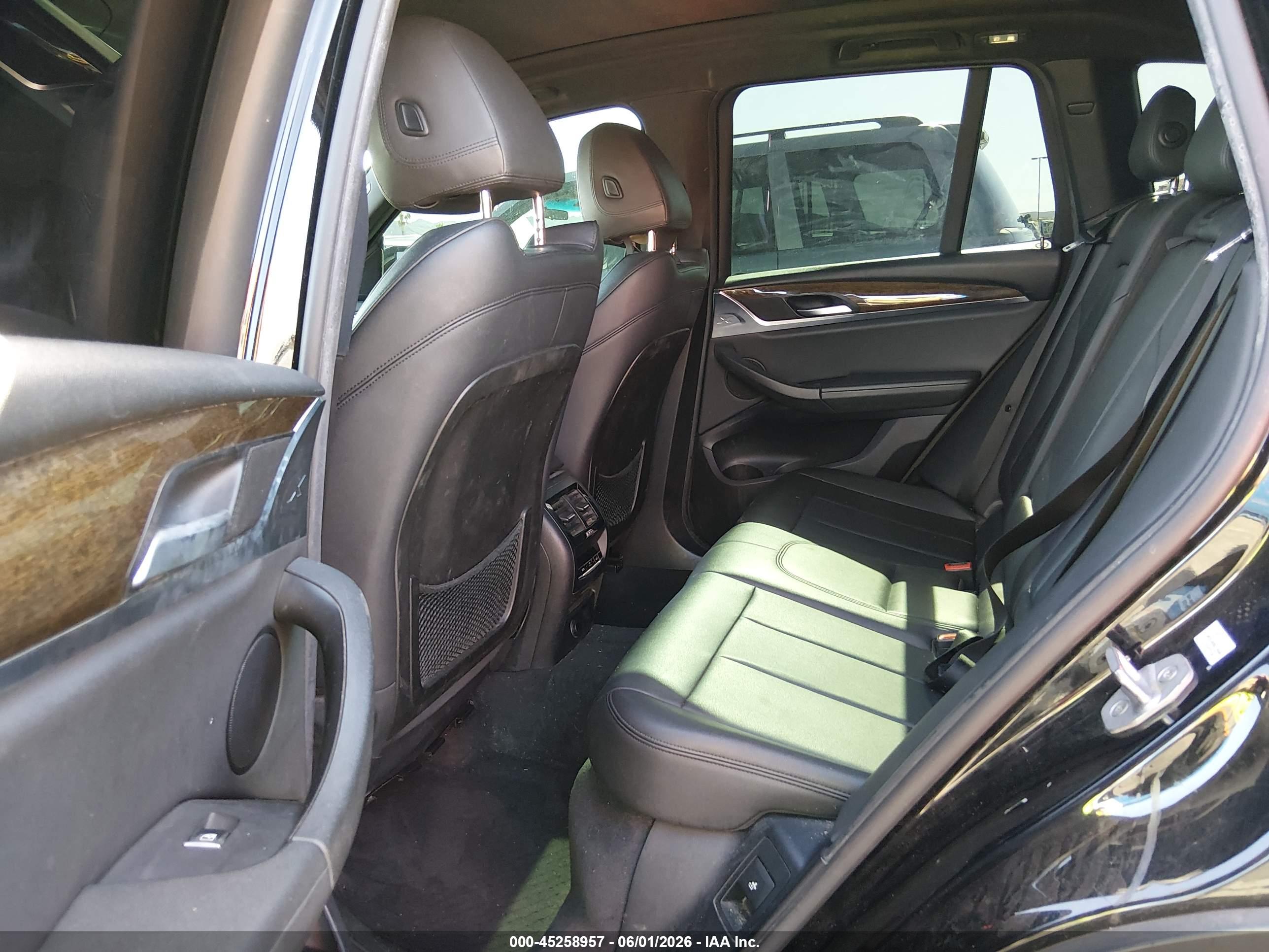BMW X3 image 8