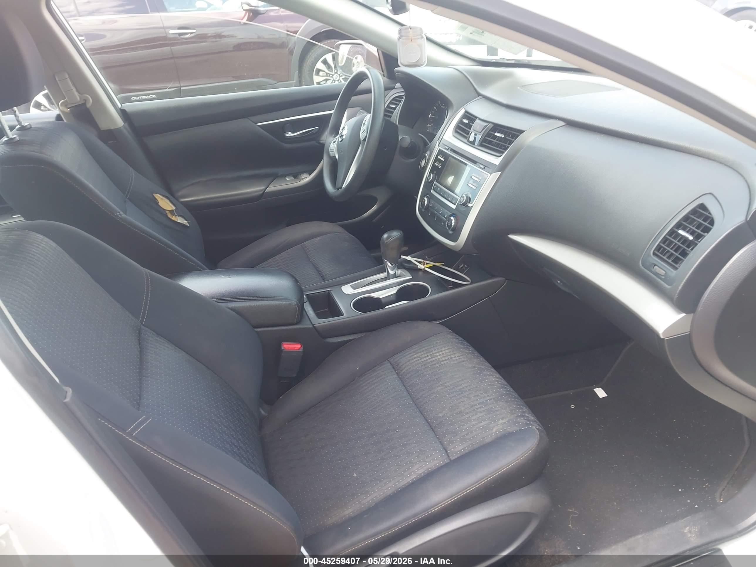 NISSAN ALTIMA image 5
