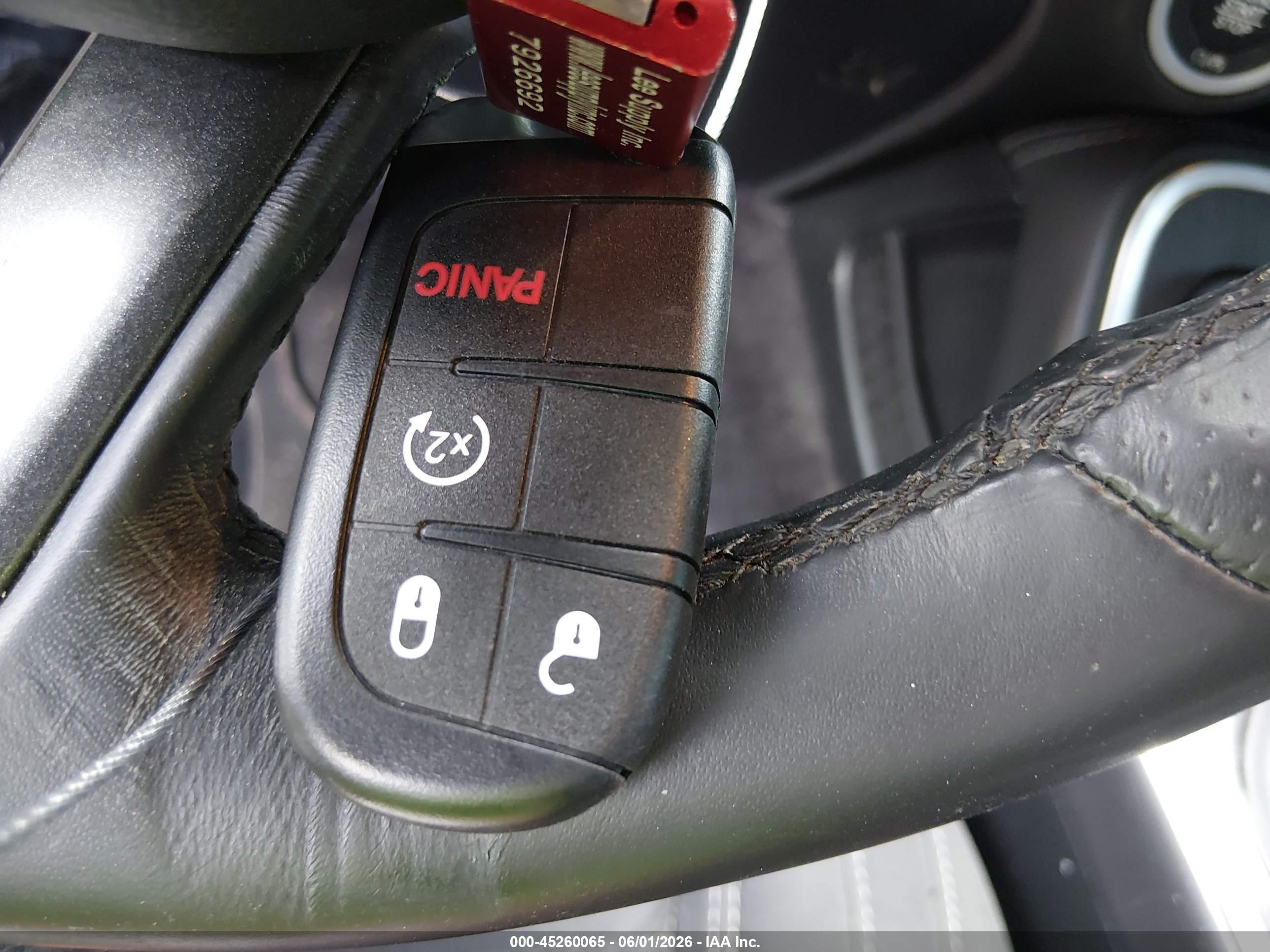 DODGE CHALLENGER image 11