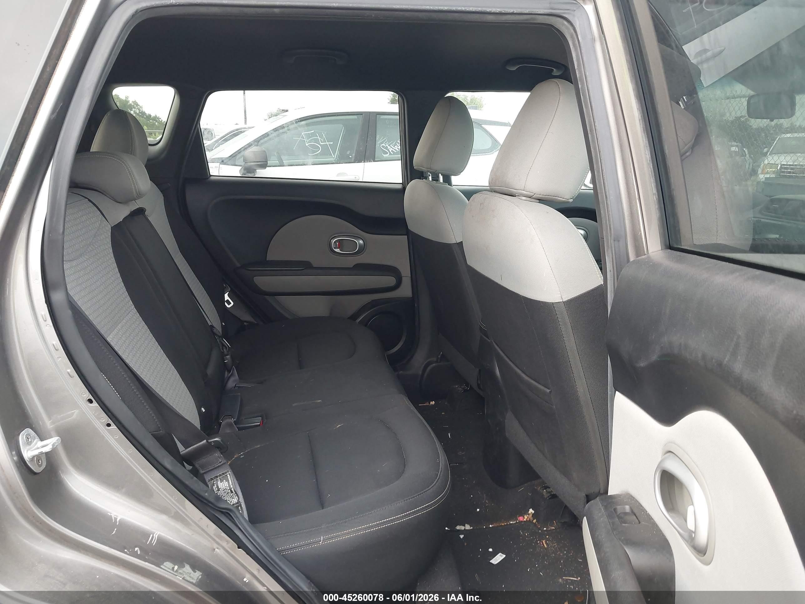 KIA SOUL image 8