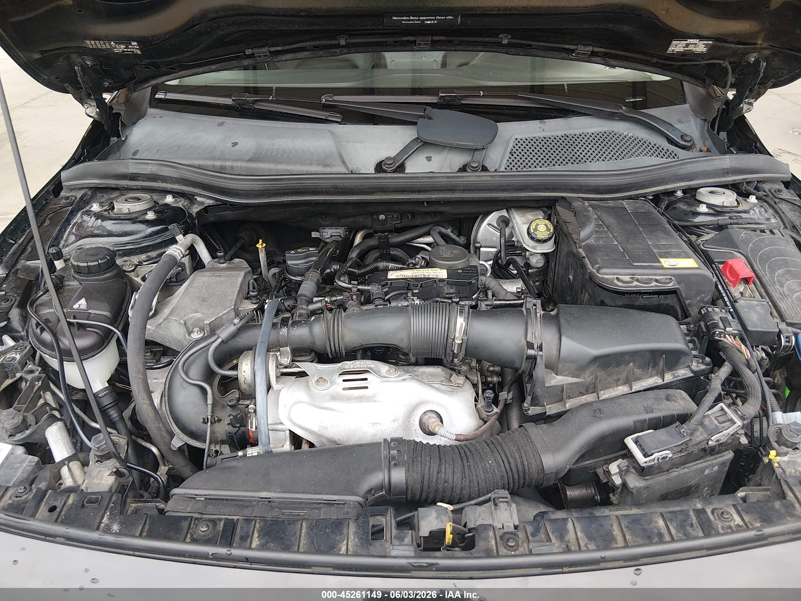 MERCEDES-BENZ GLA image 10