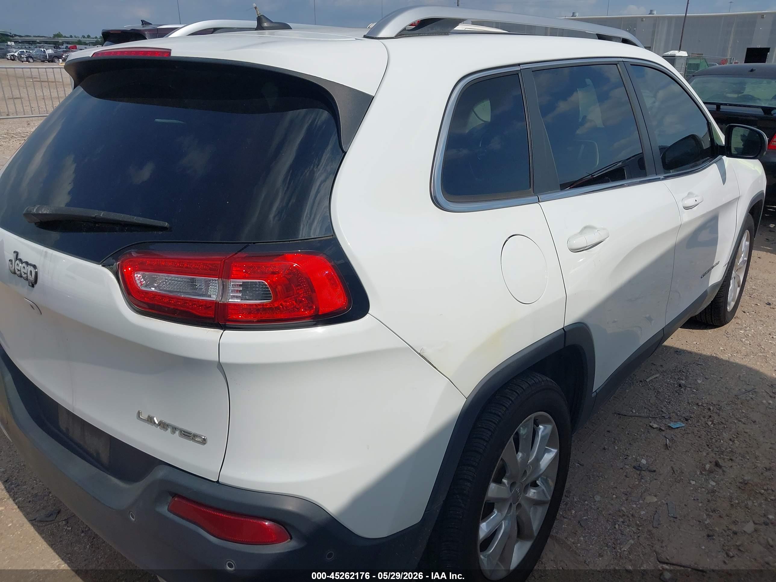JEEP CHEROKEE image 6
