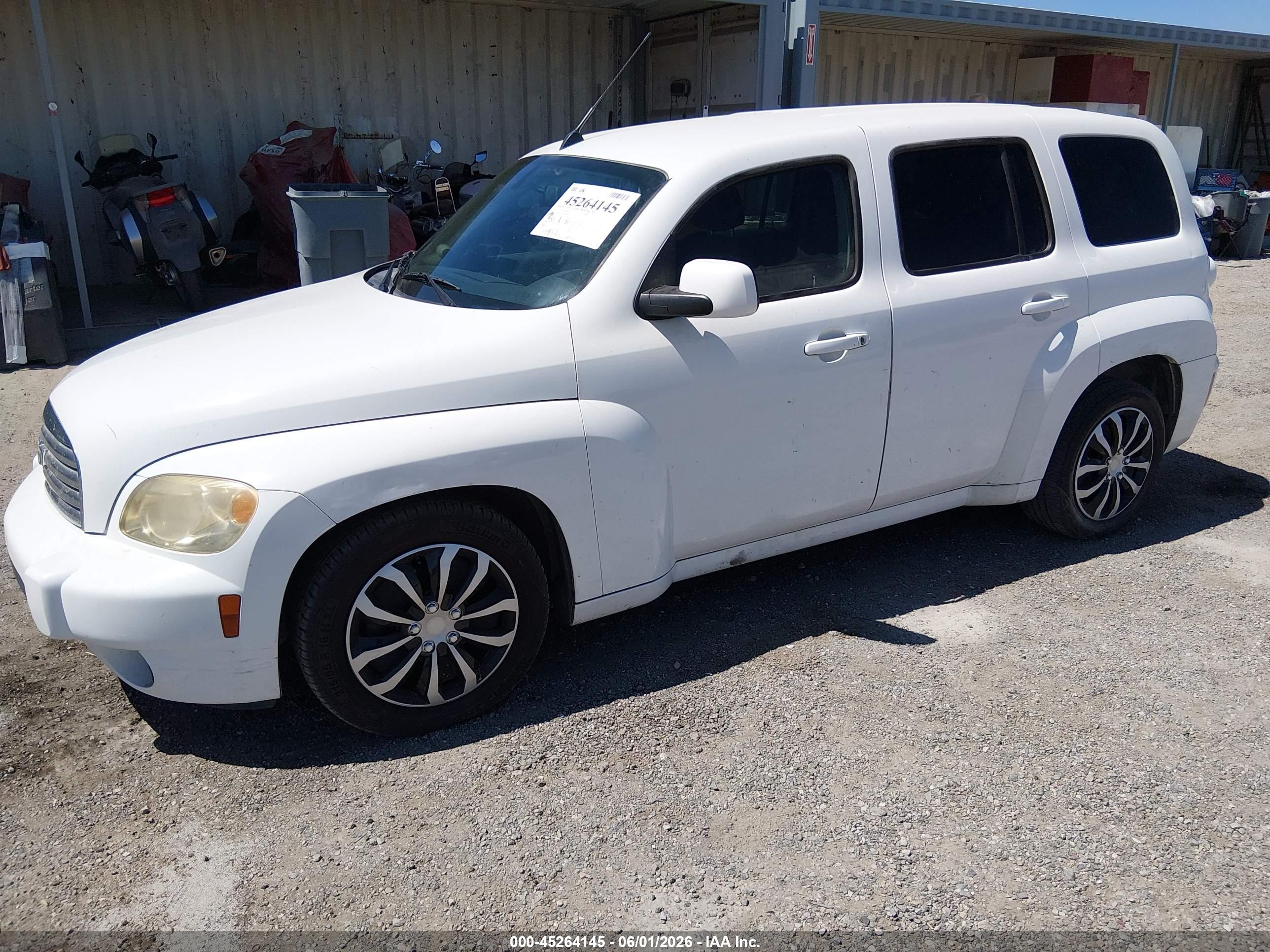 CHEVROLET HHR image 2