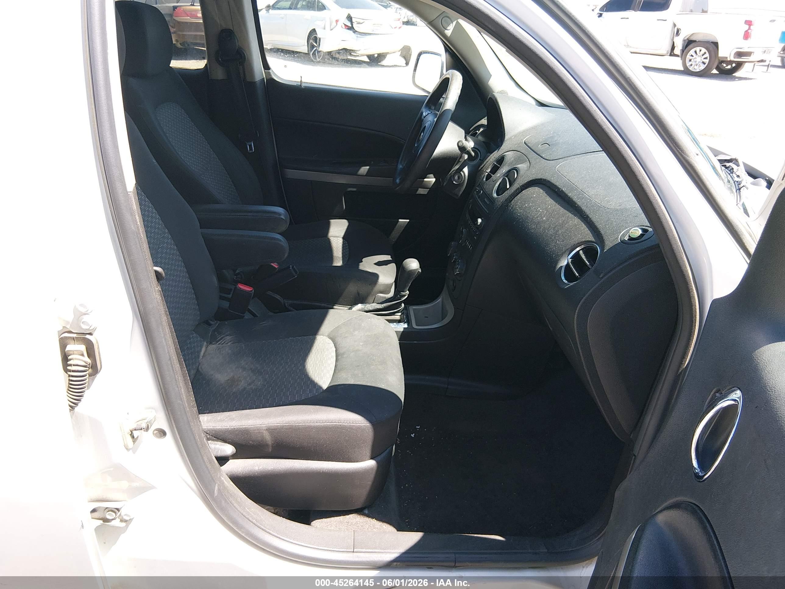 CHEVROLET HHR image 5