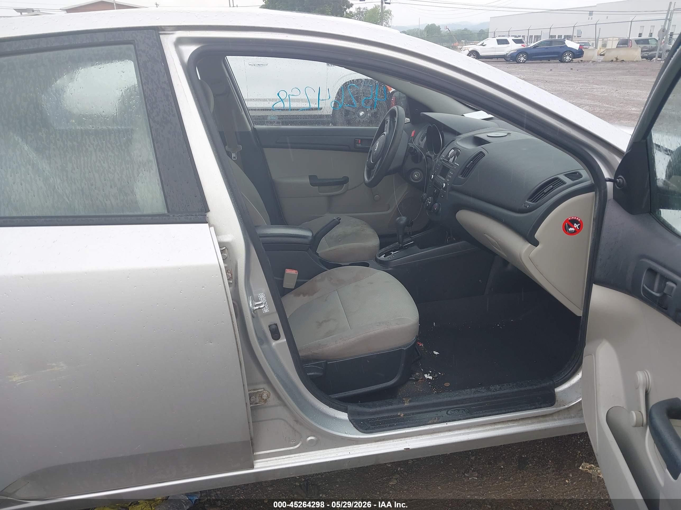 KIA FORTE image 5