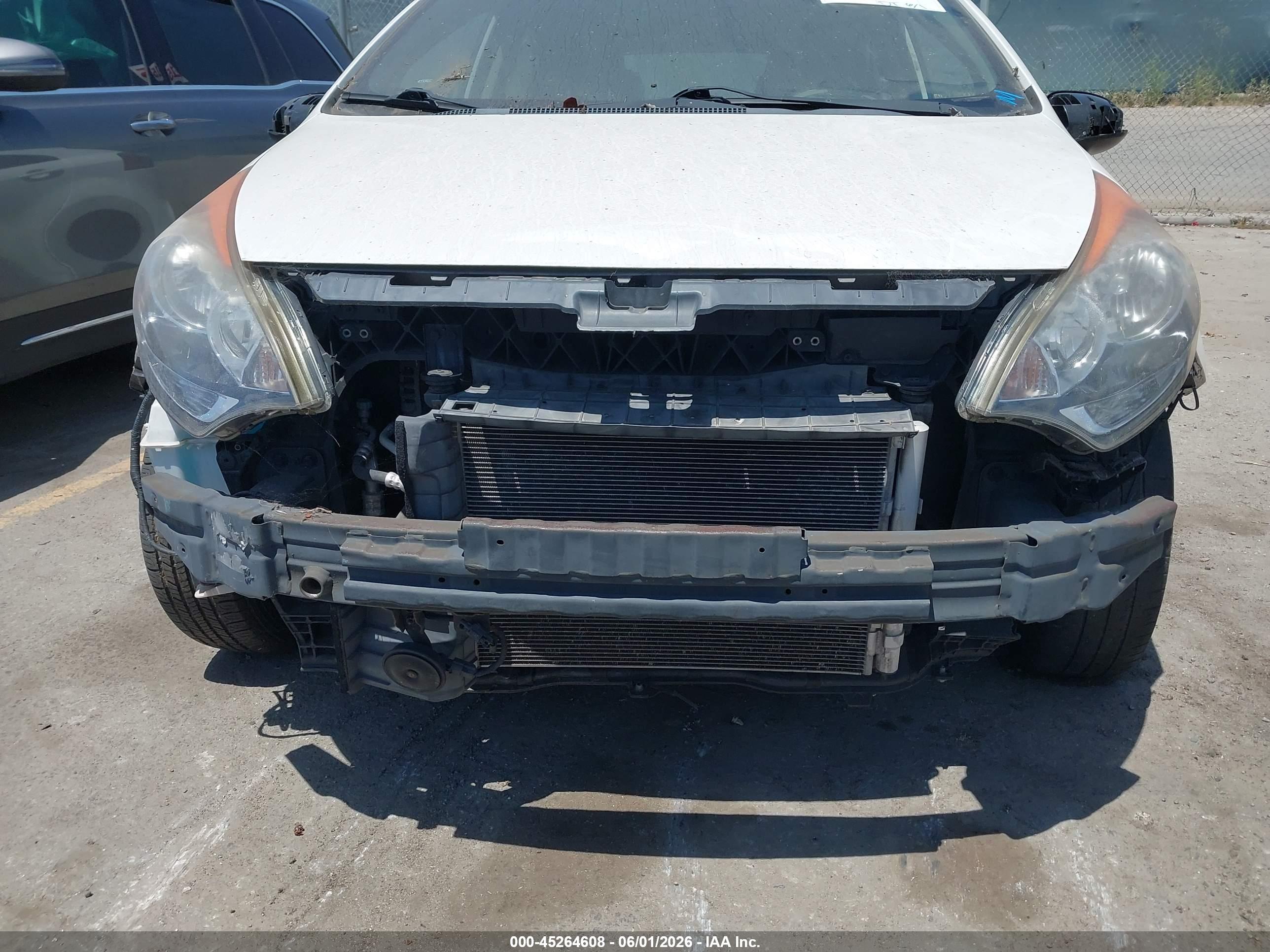 KIA RIO image 6