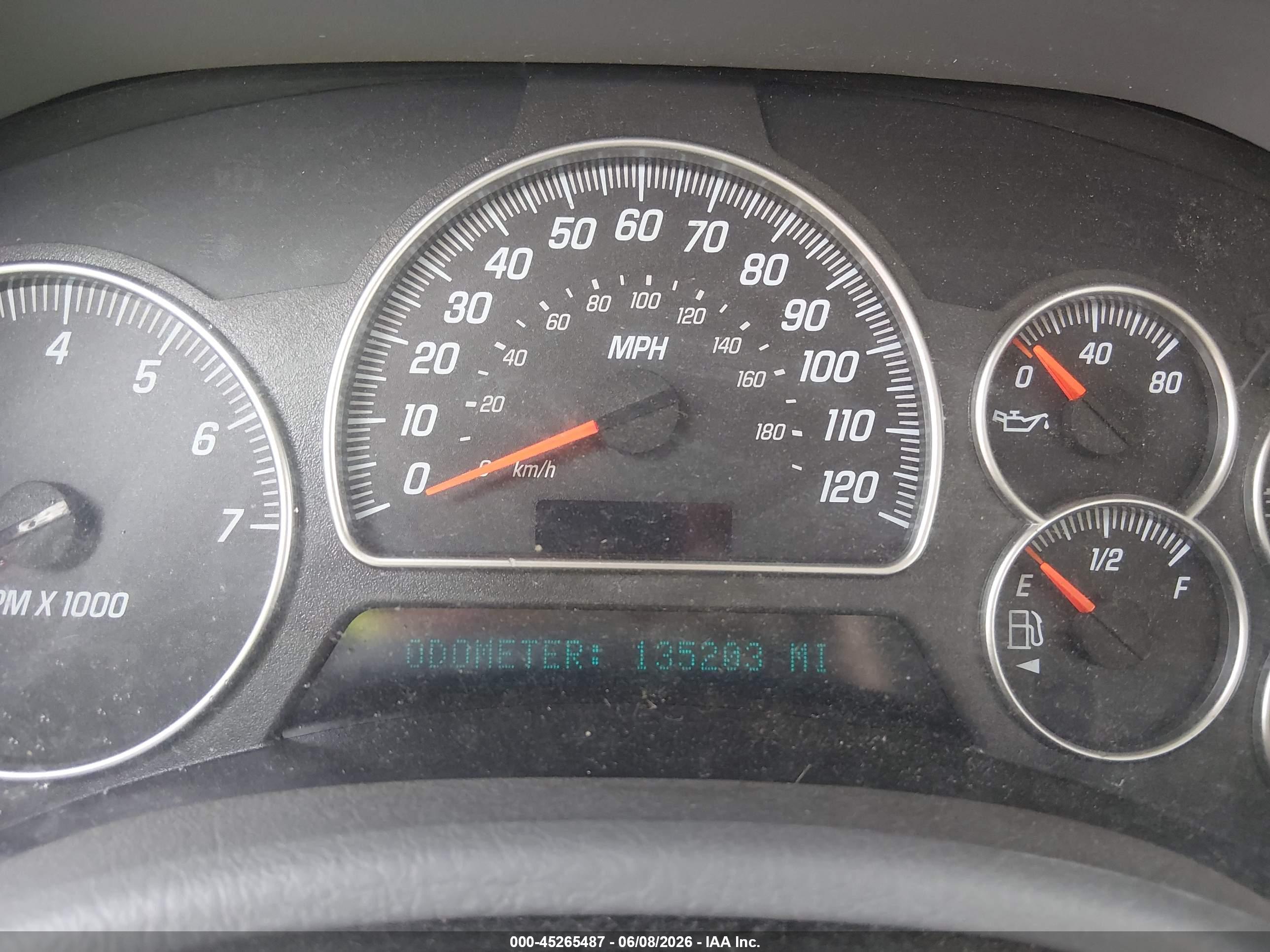 GMC ENVOY image 7