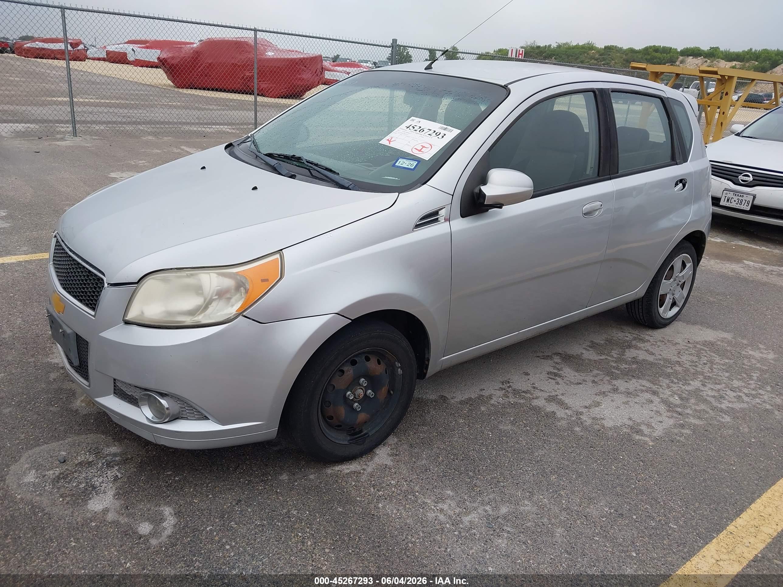 CHEVROLET AVEO image 2