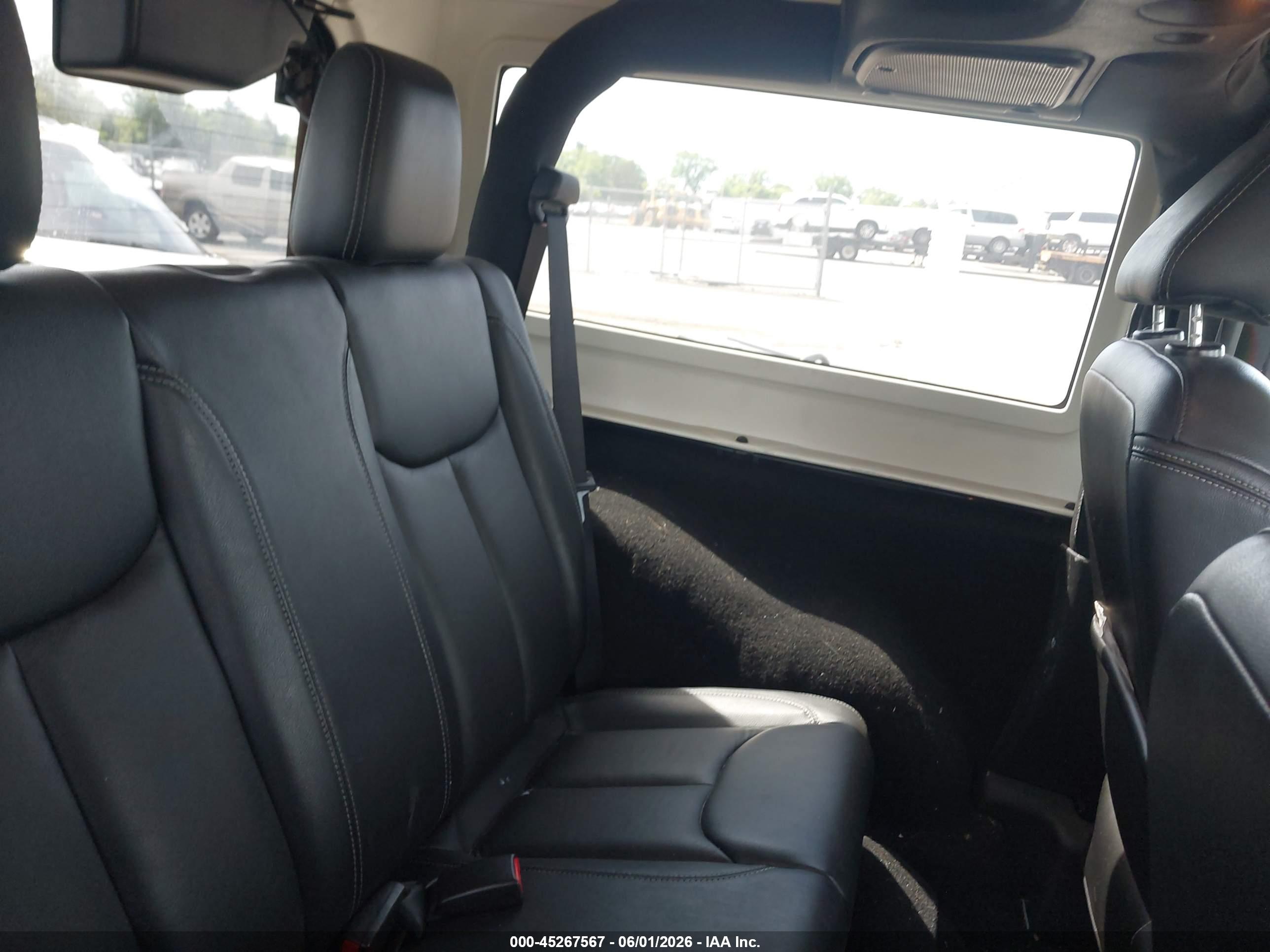 JEEP WRANGLER image 8