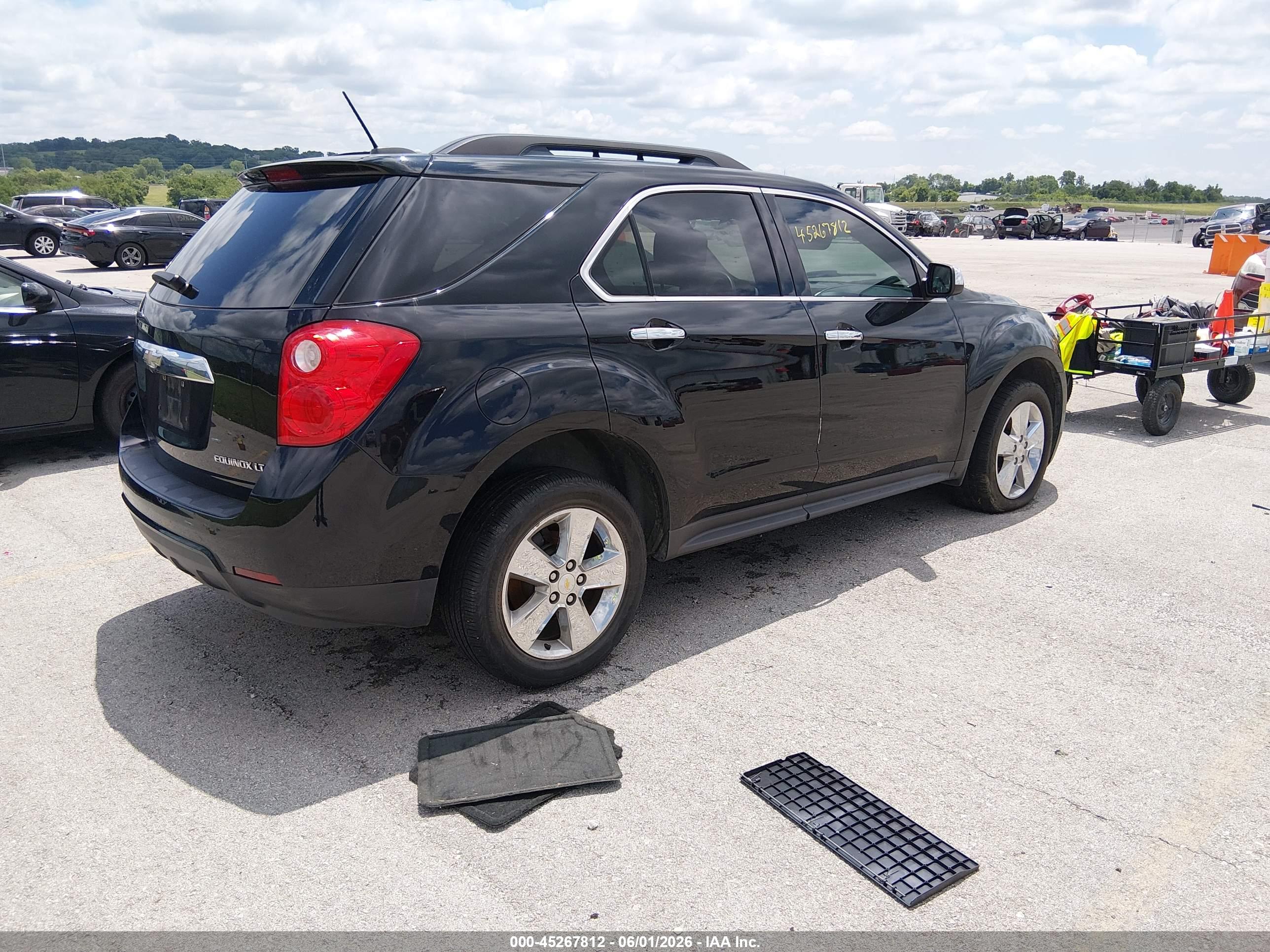 CHEVROLET EQUINOX image 4