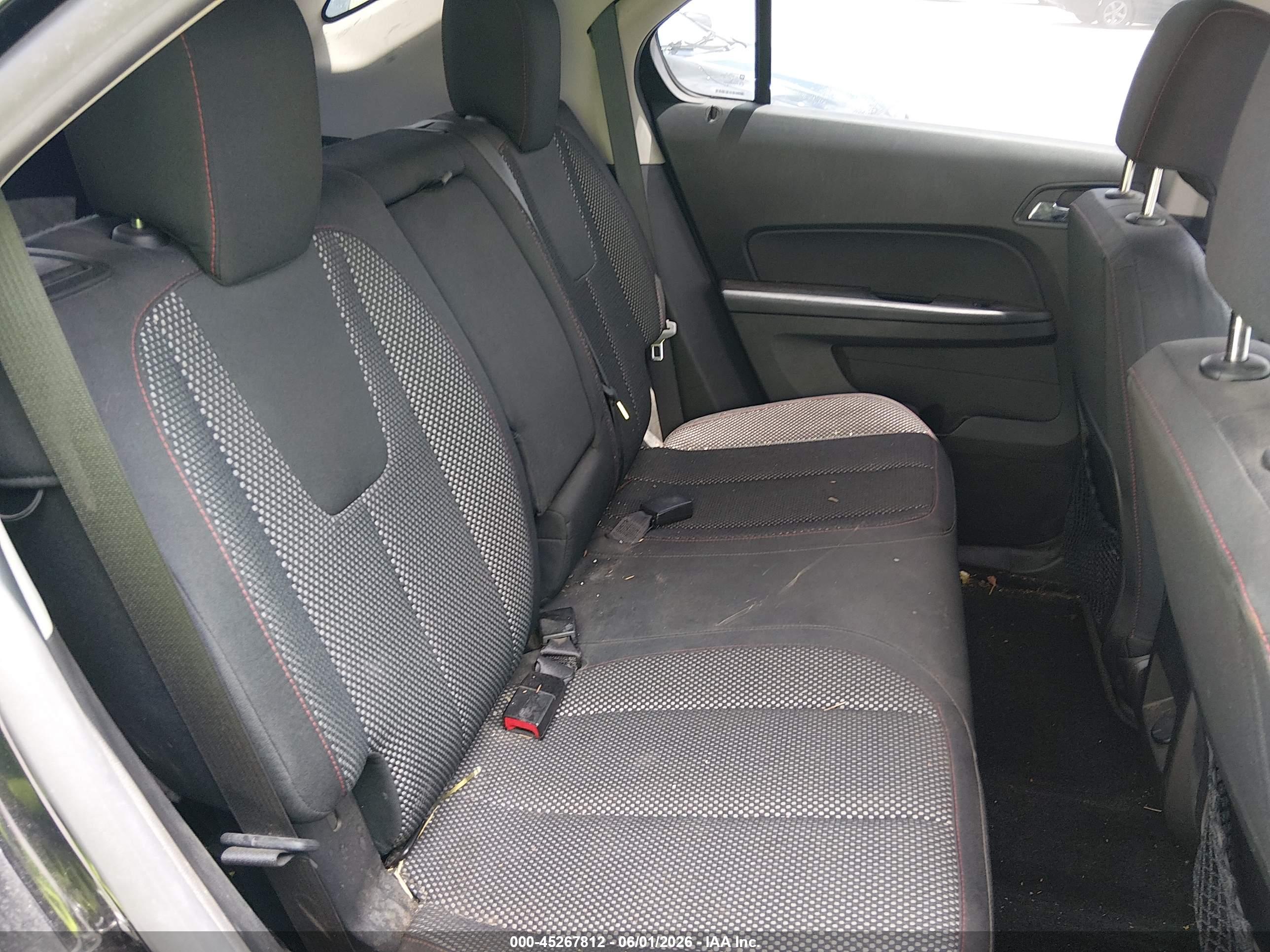 CHEVROLET EQUINOX image 8