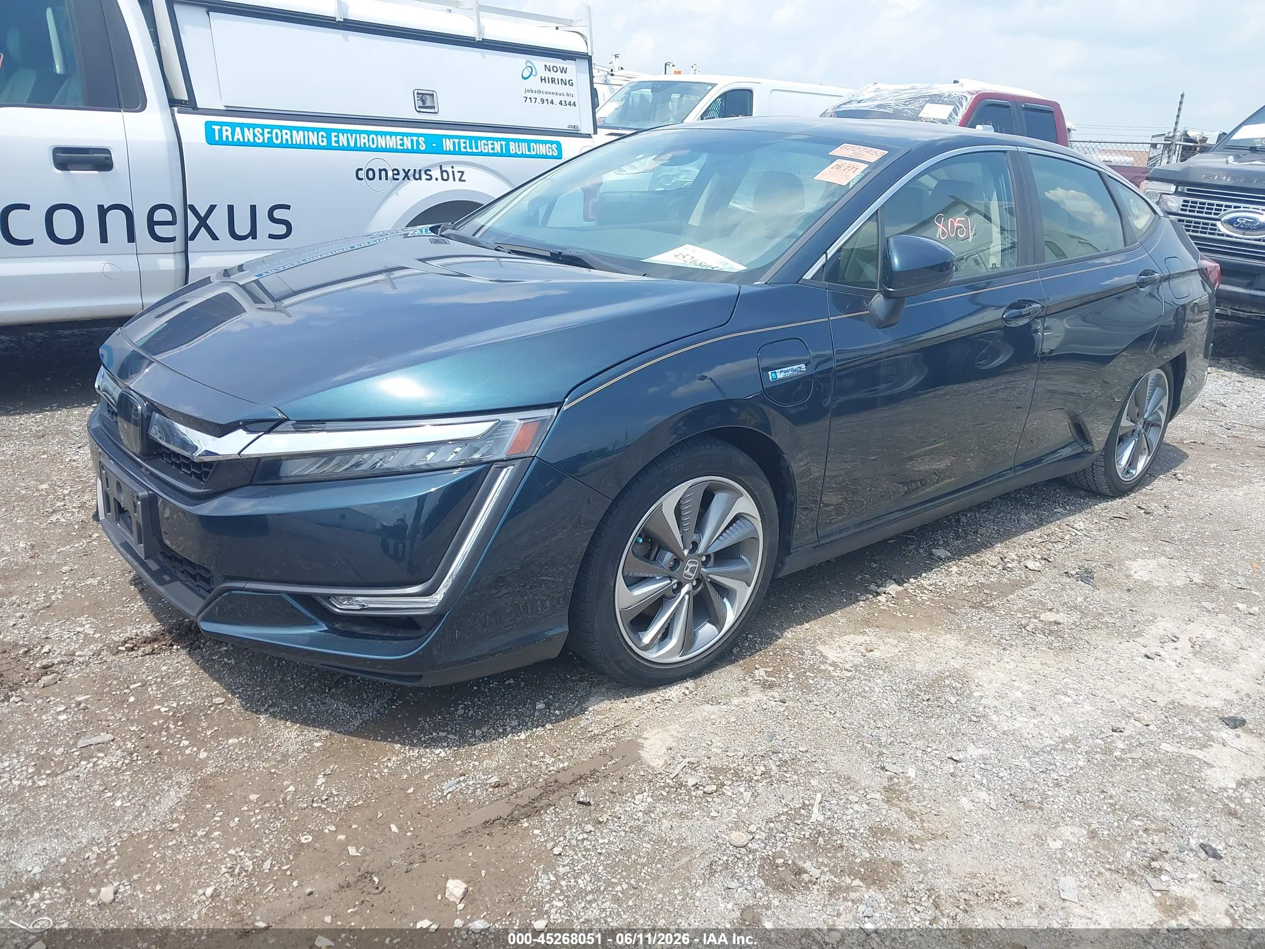 HONDA CLARITY image 2