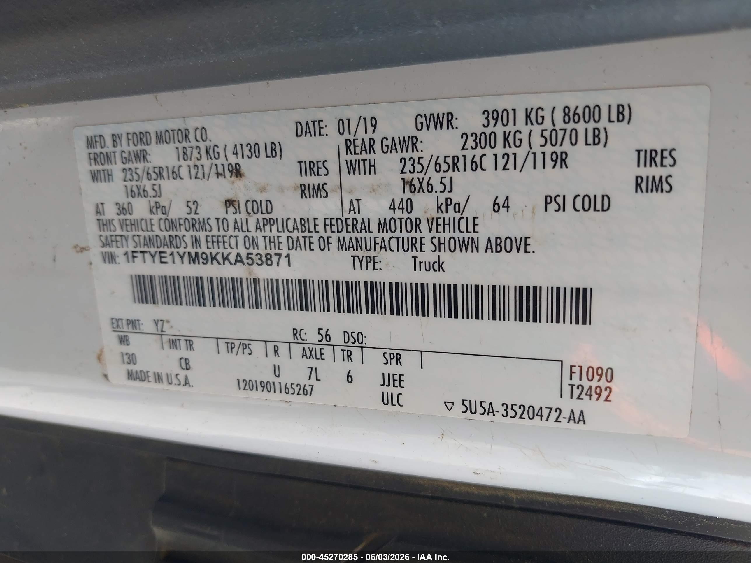 FORD TRANSIT-150 image 9