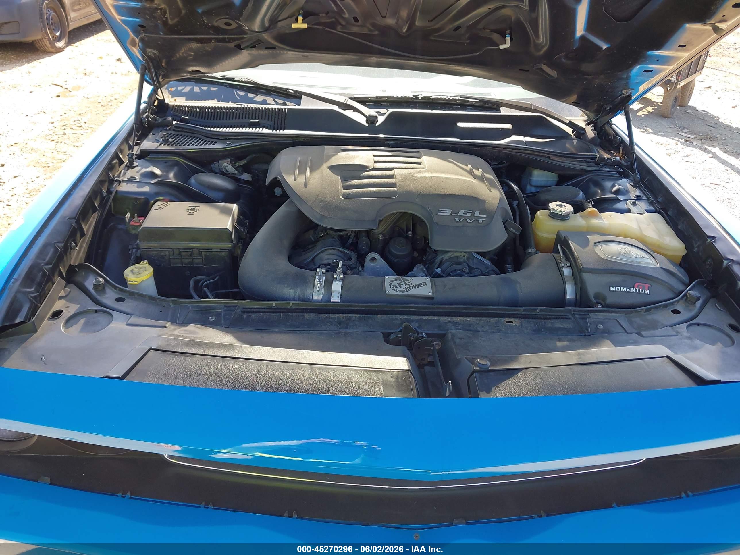 DODGE CHALLENGER image 10