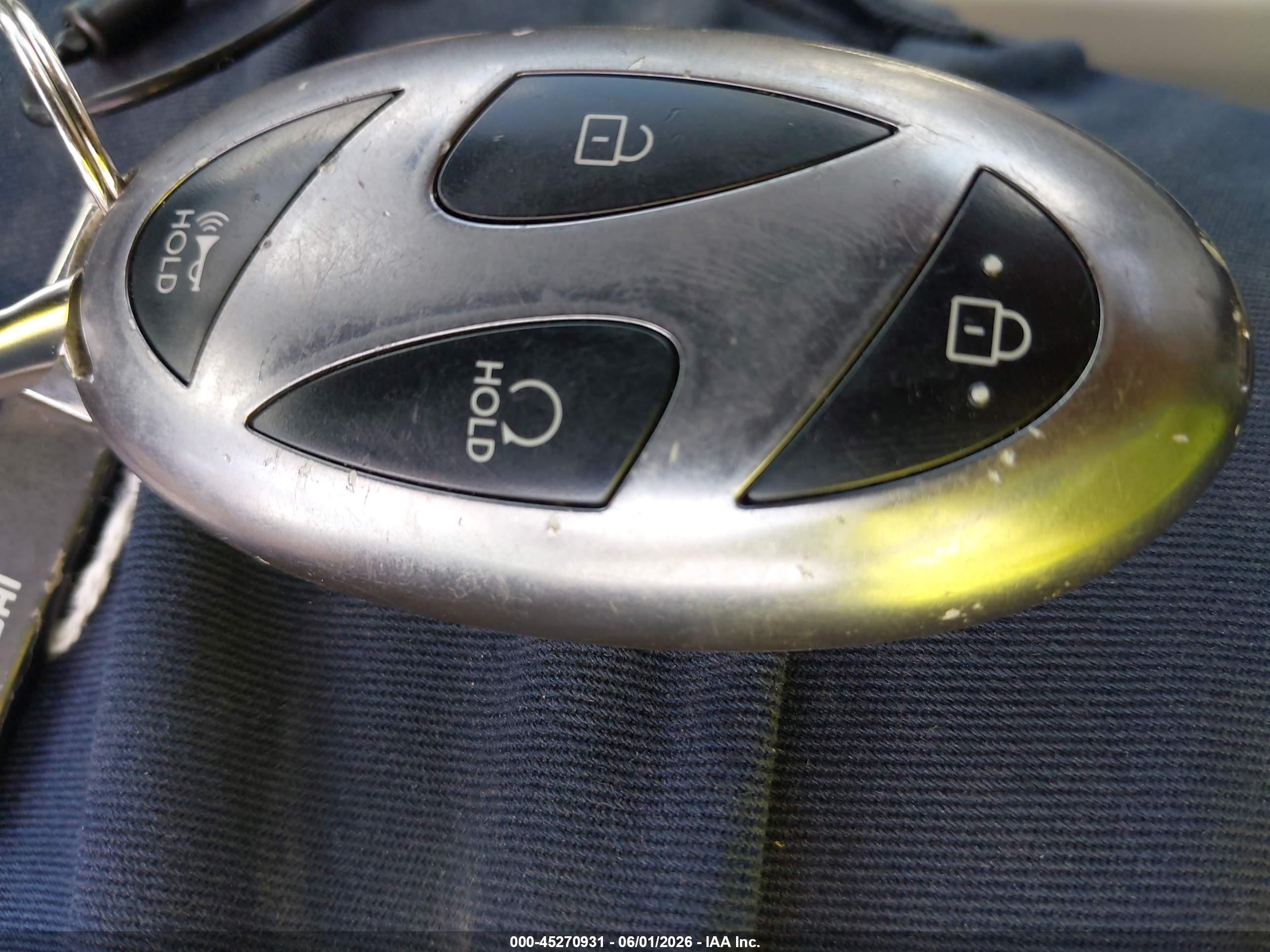 HYUNDAI KONA image 11
