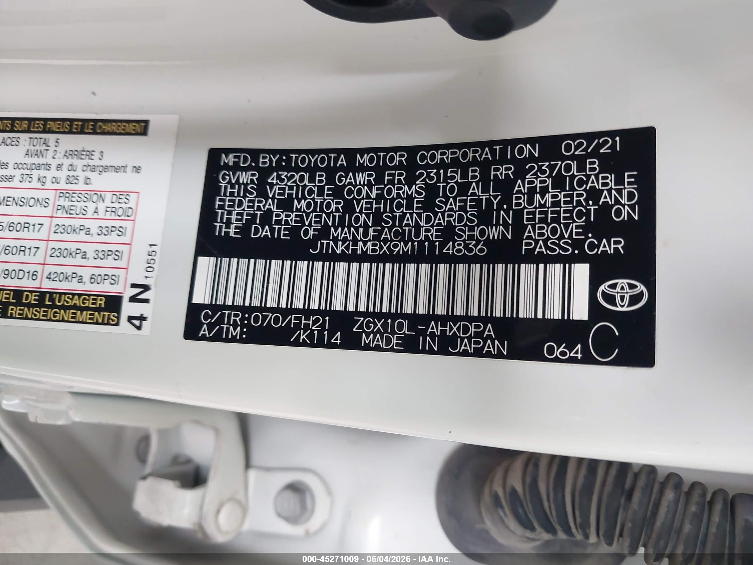 TOYOTA C-HR image 9
