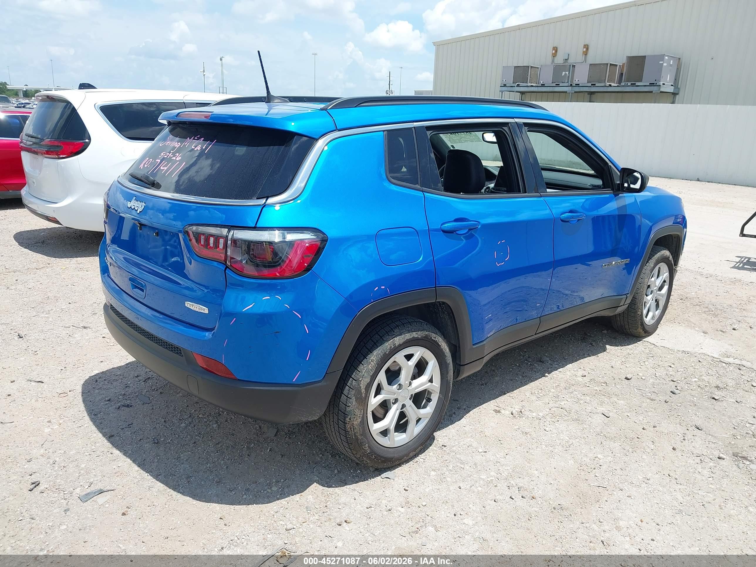 JEEP COMPASS image 4