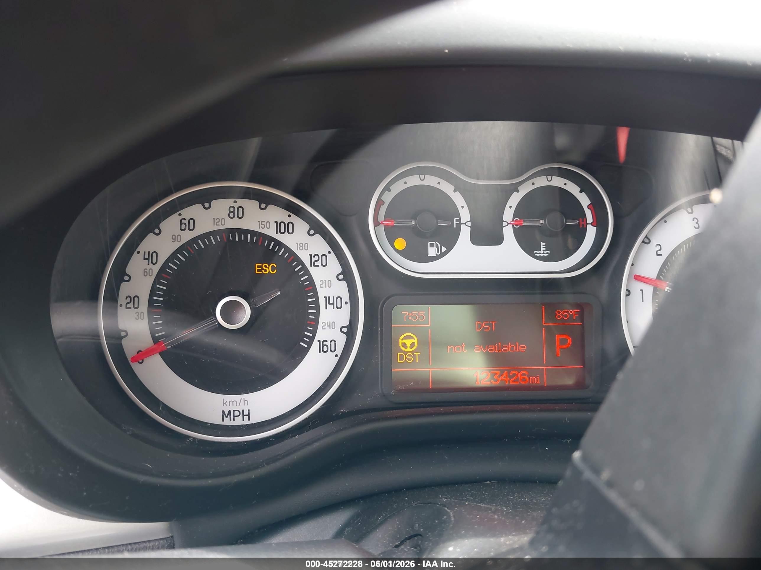 FIAT 500L image 7