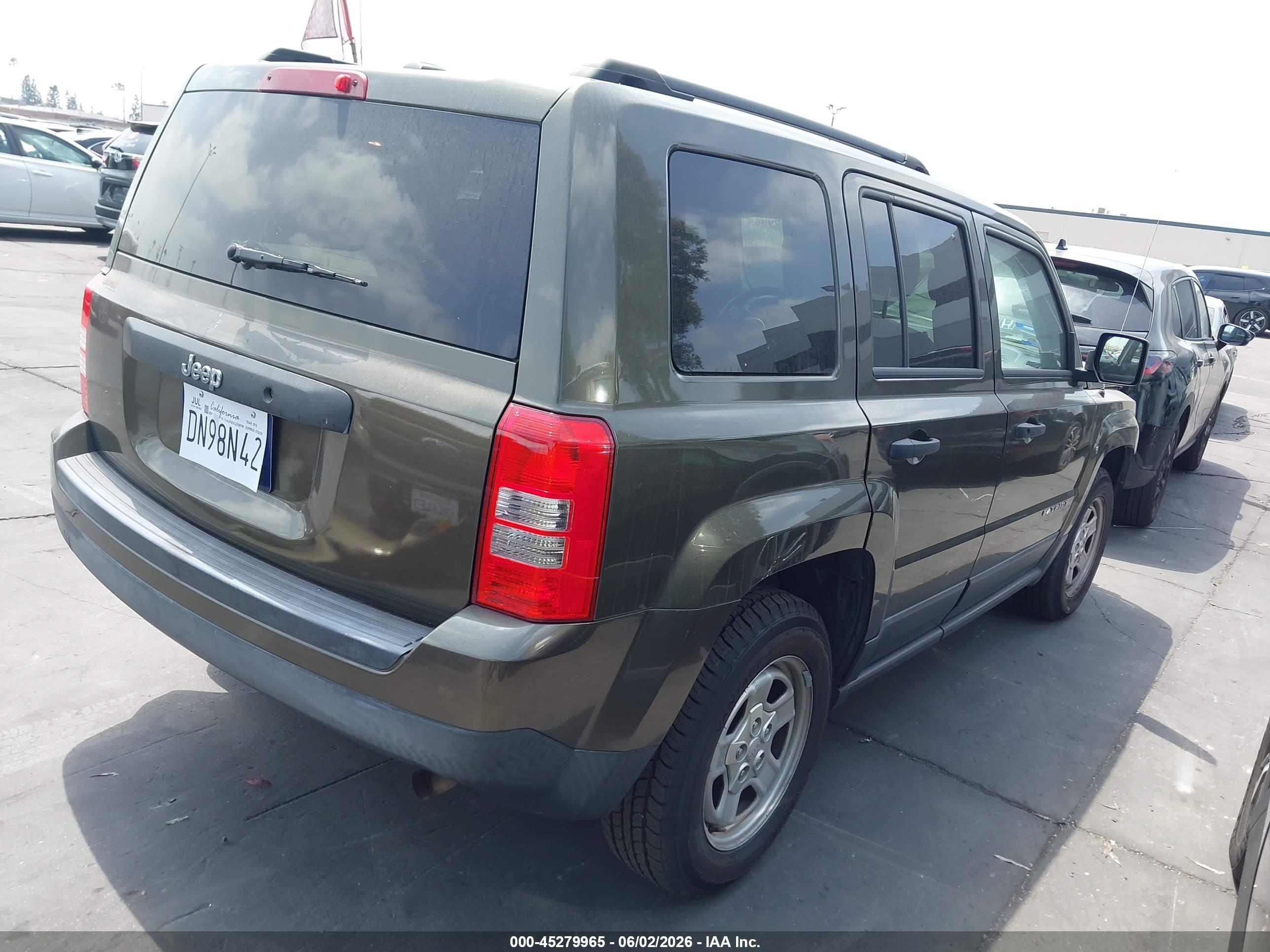 JEEP PATRIOT image 4