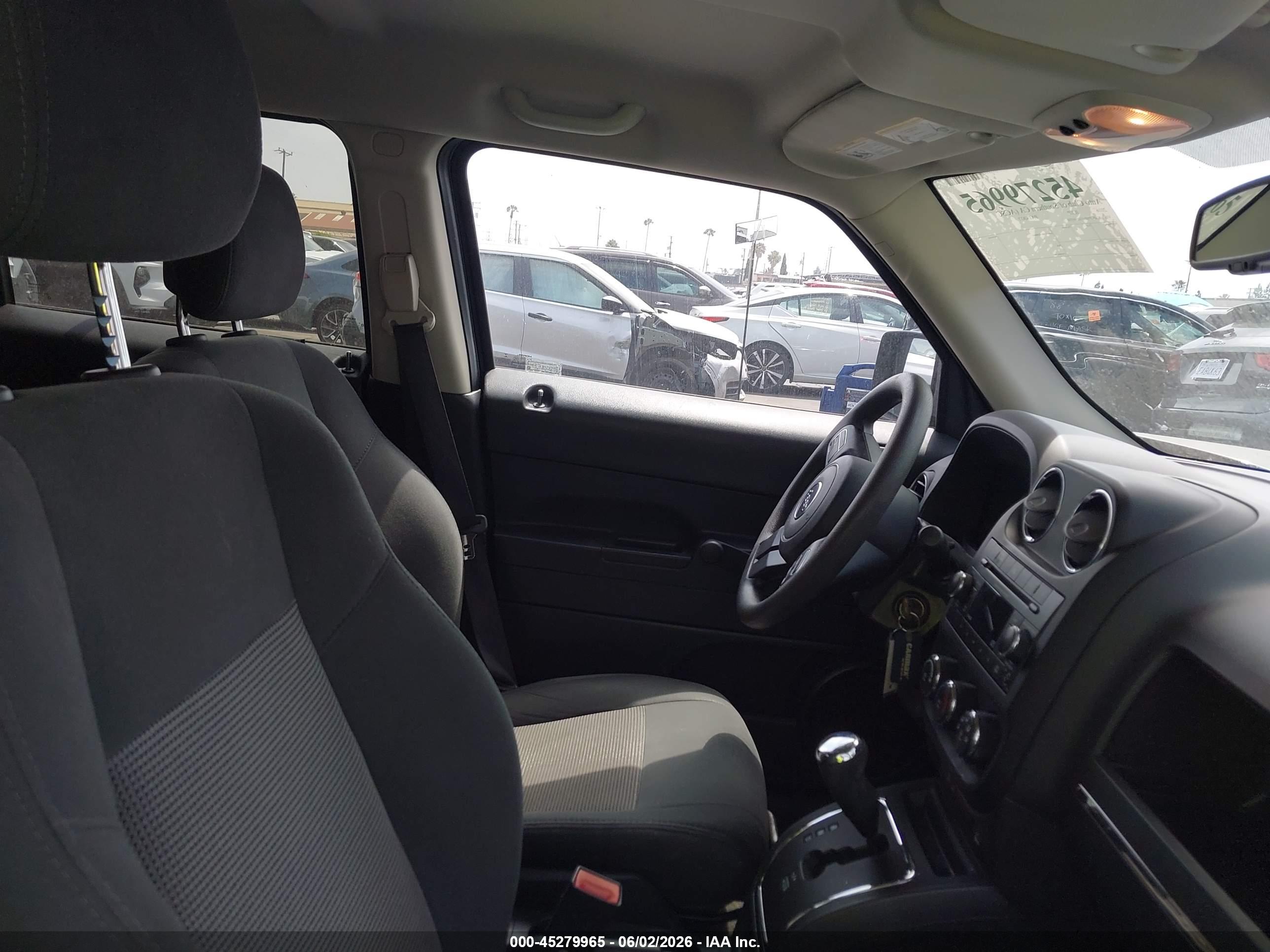 JEEP PATRIOT image 5