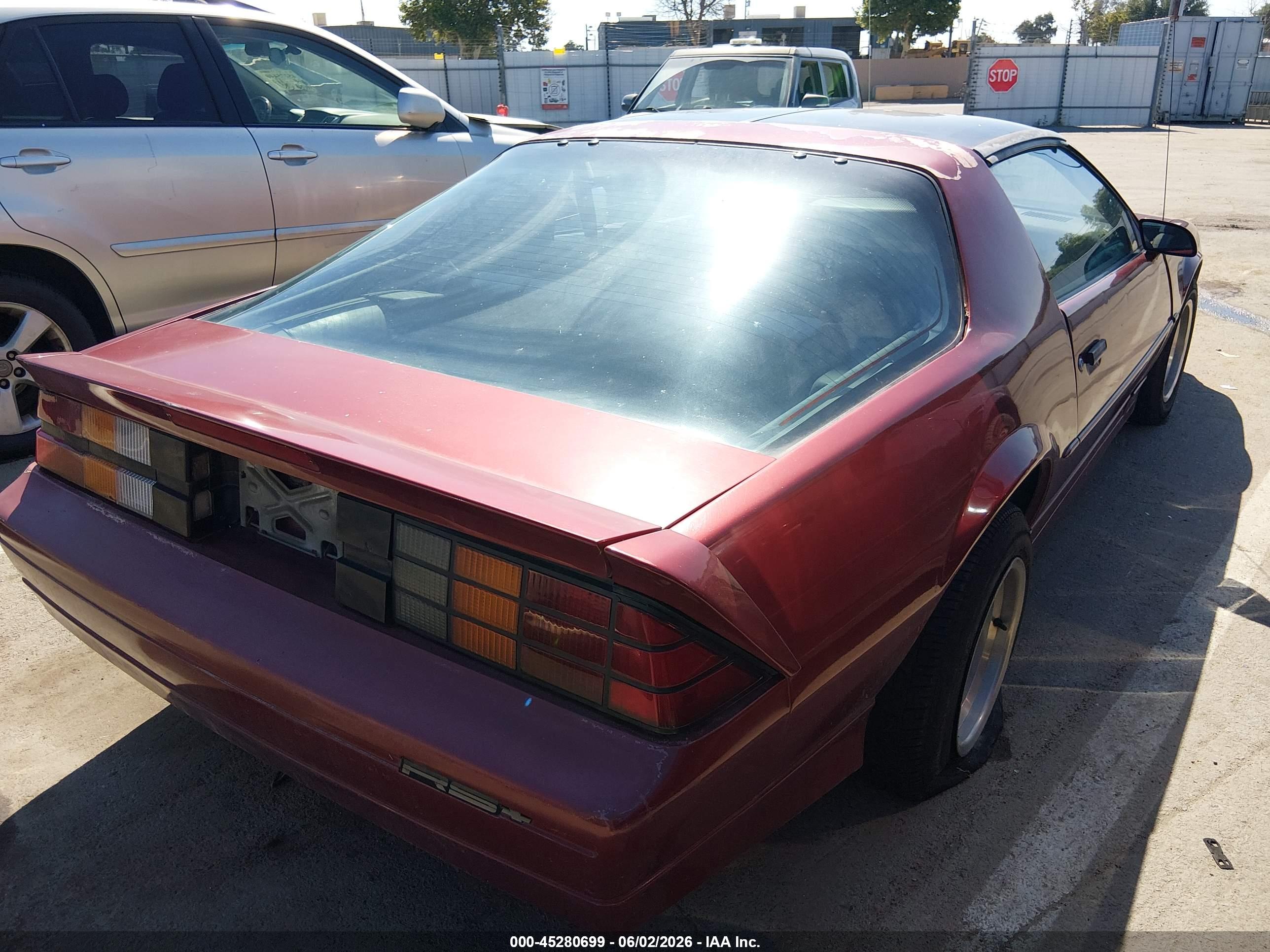 CHEVROLET CAMARO image 4