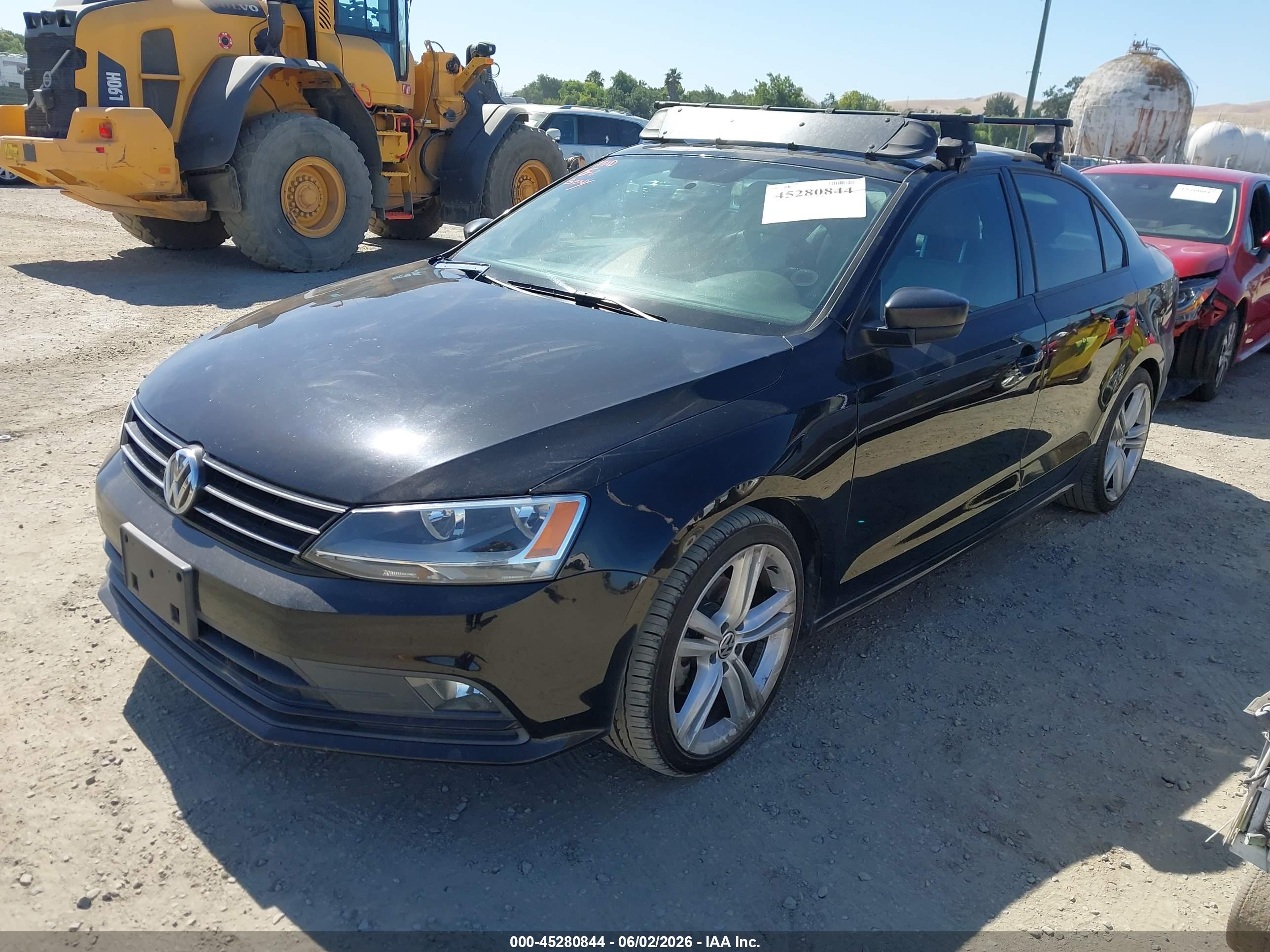 VOLKSWAGEN JETTA image 2