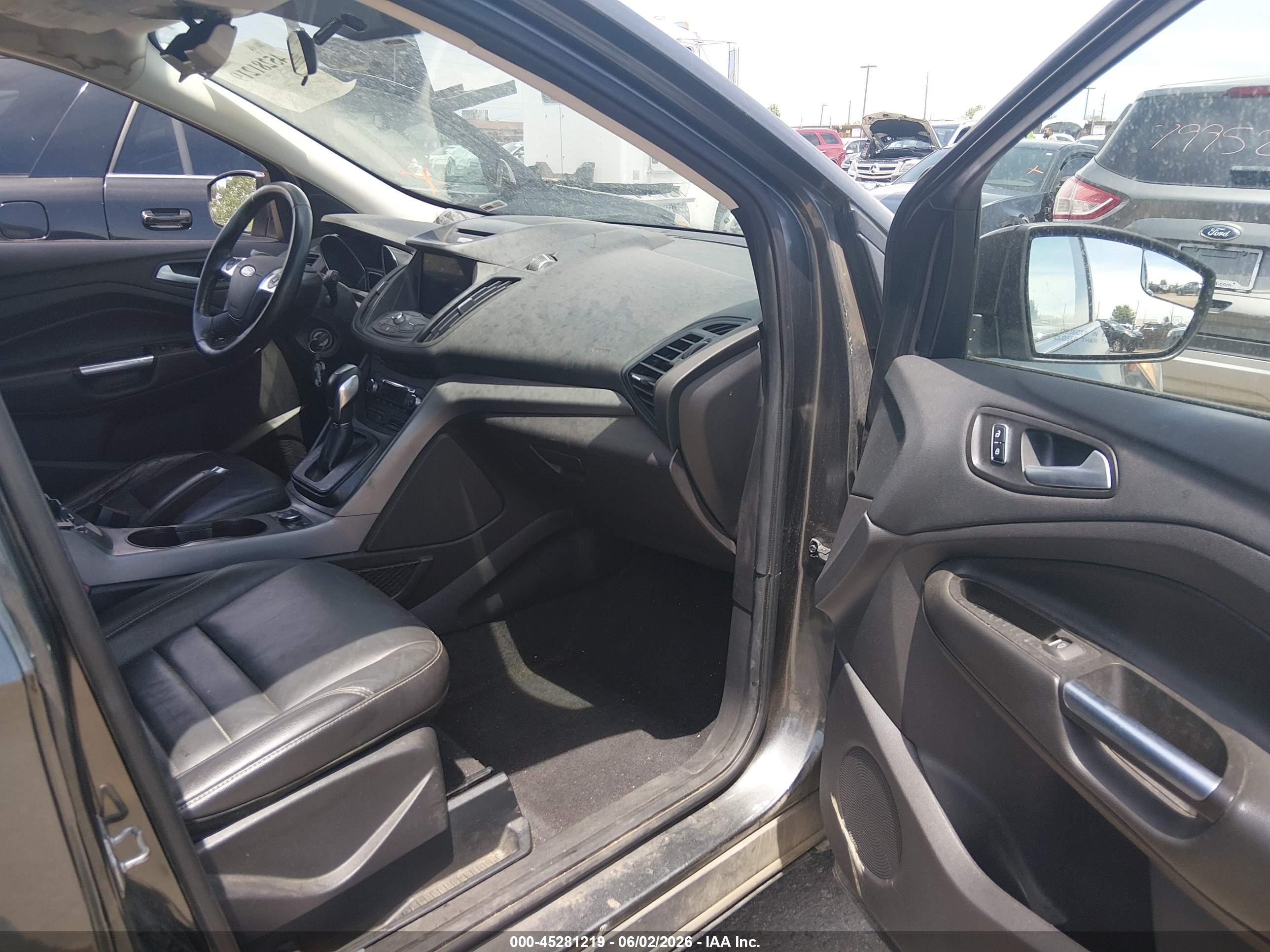 FORD ESCAPE image 5