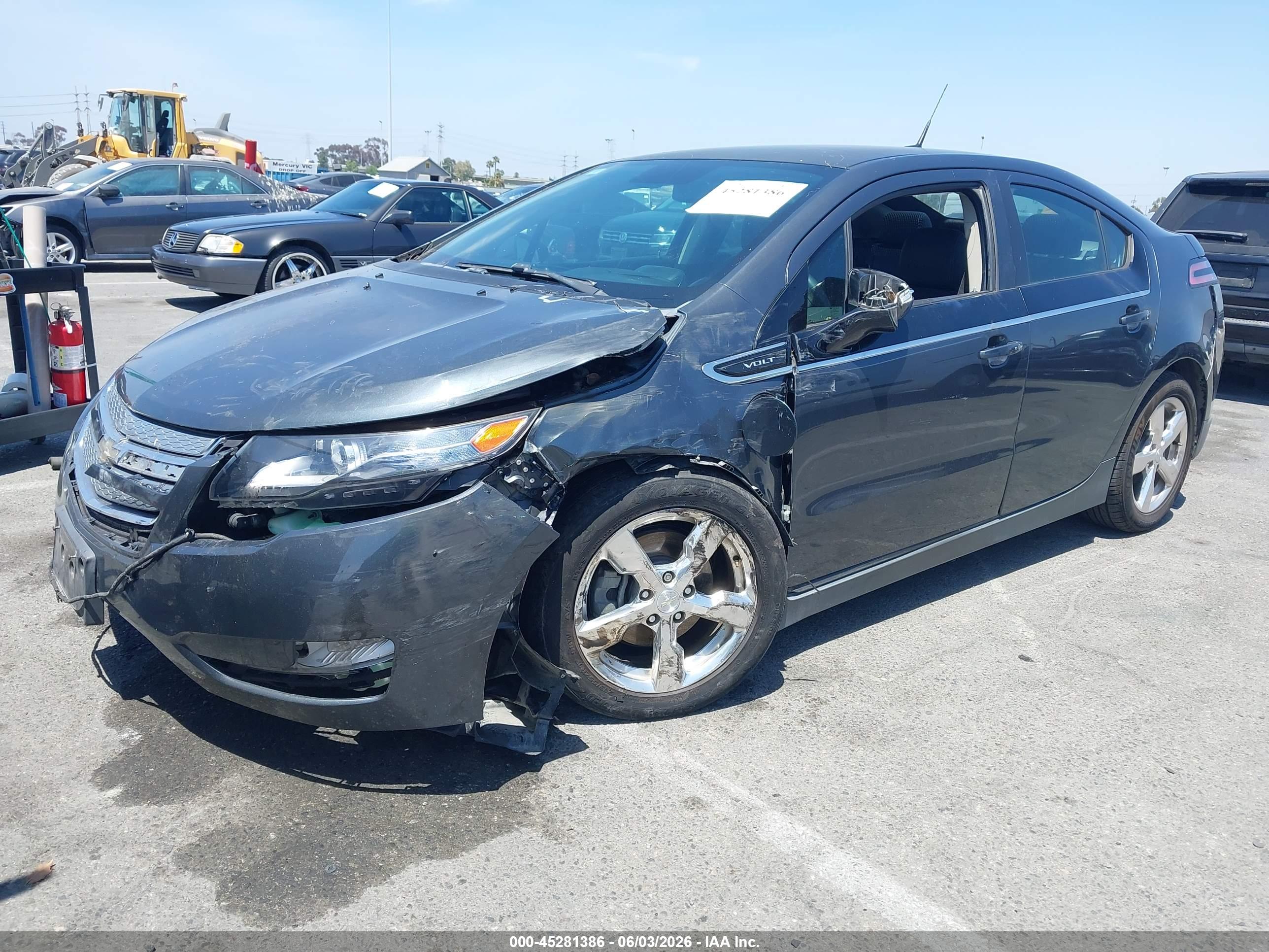 CHEVROLET VOLT image 2