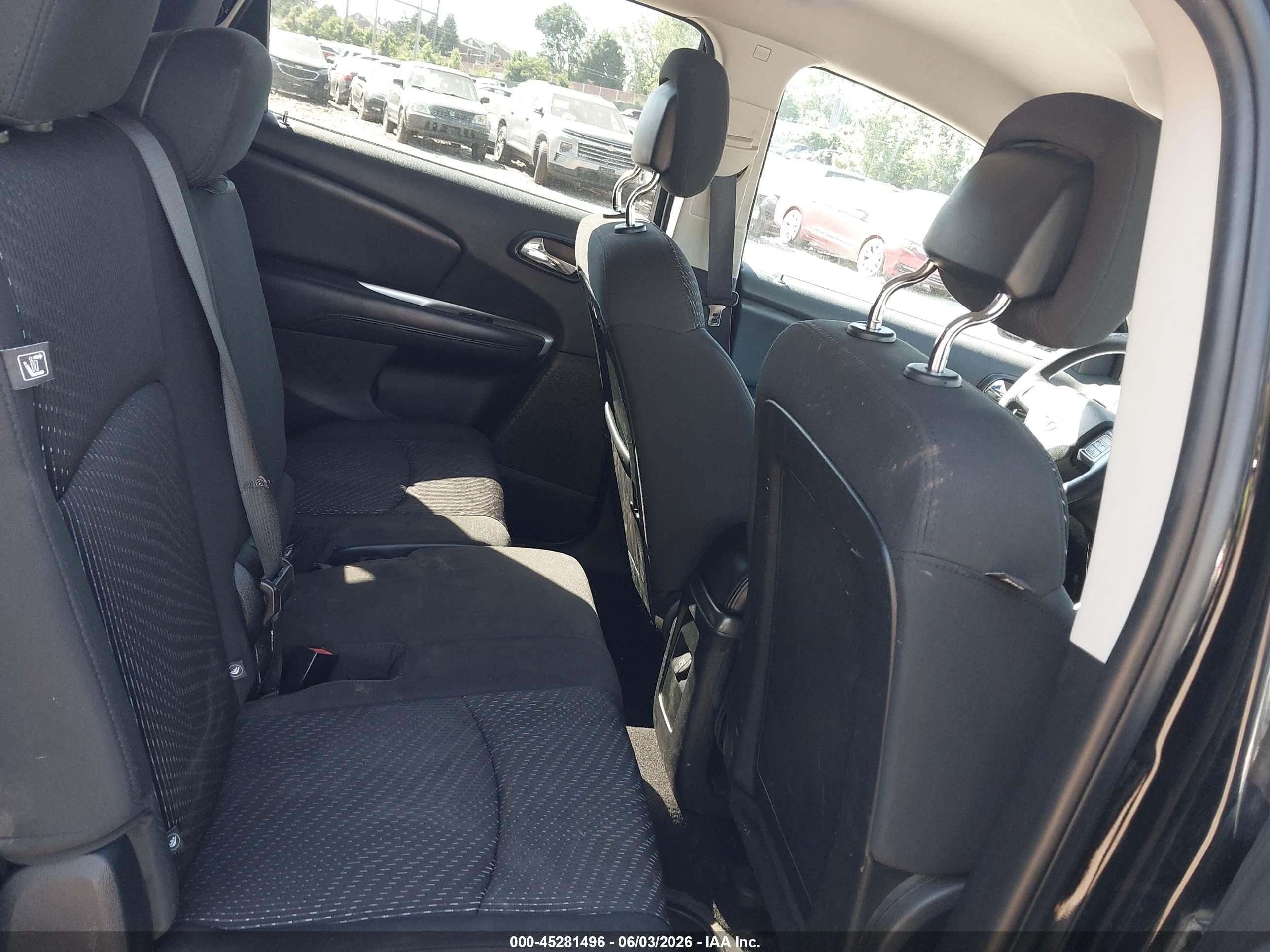 DODGE JOURNEY image 8