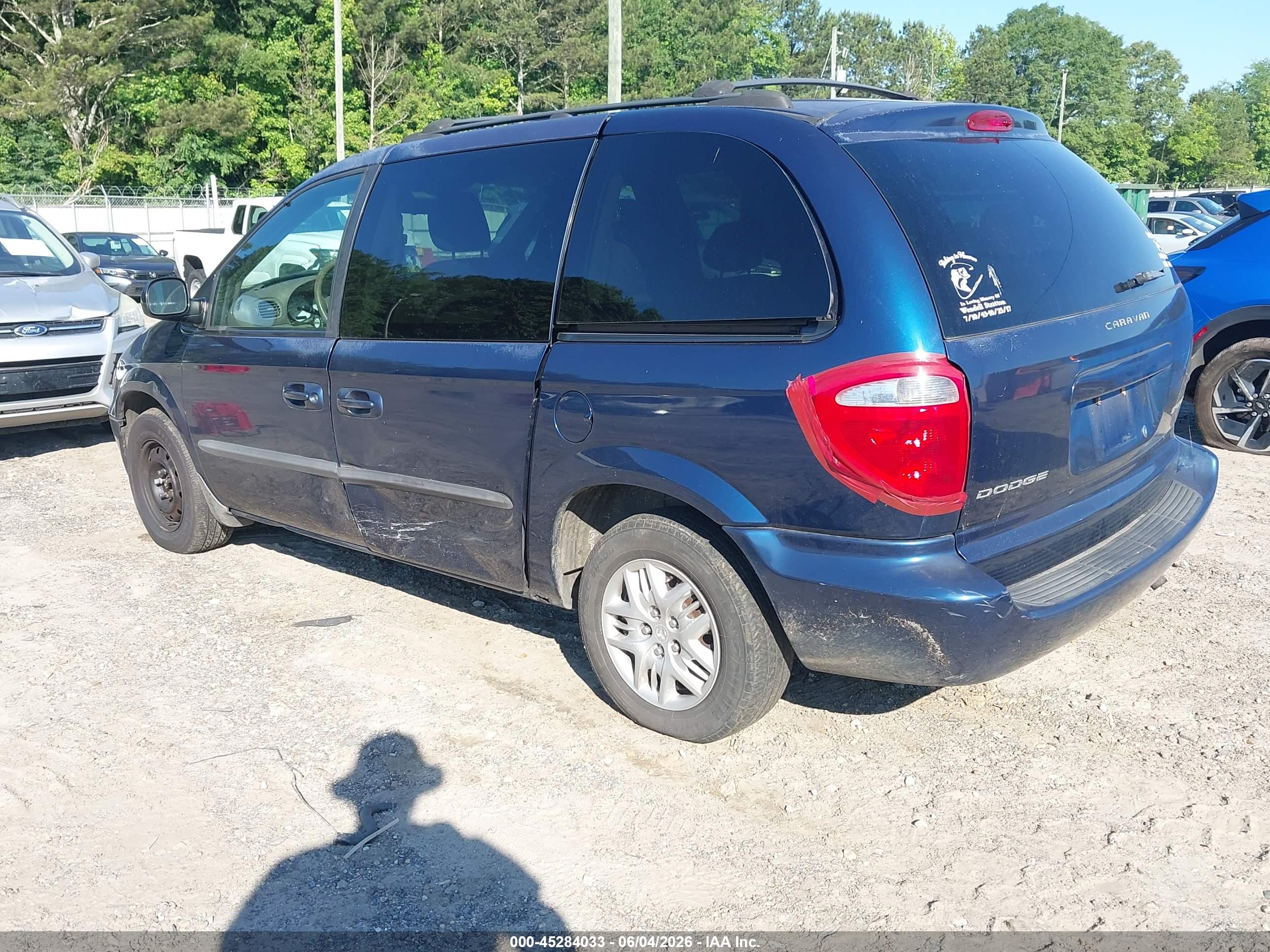 DODGE CARAVAN image 3