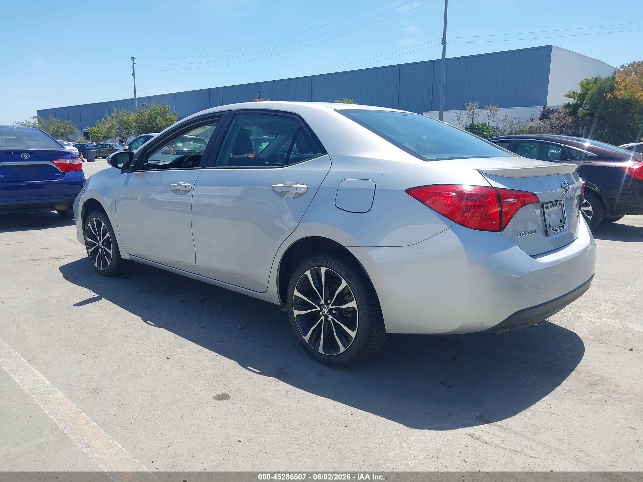 TOYOTA COROLLA image 3