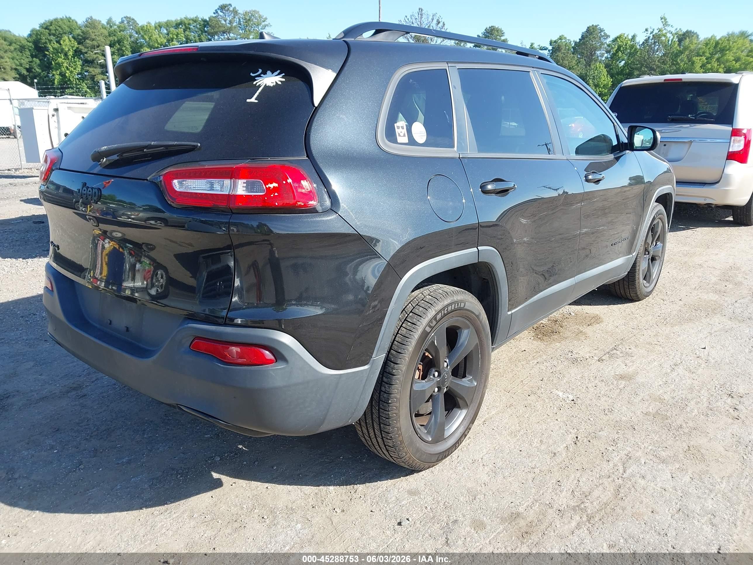 JEEP CHEROKEE image 4