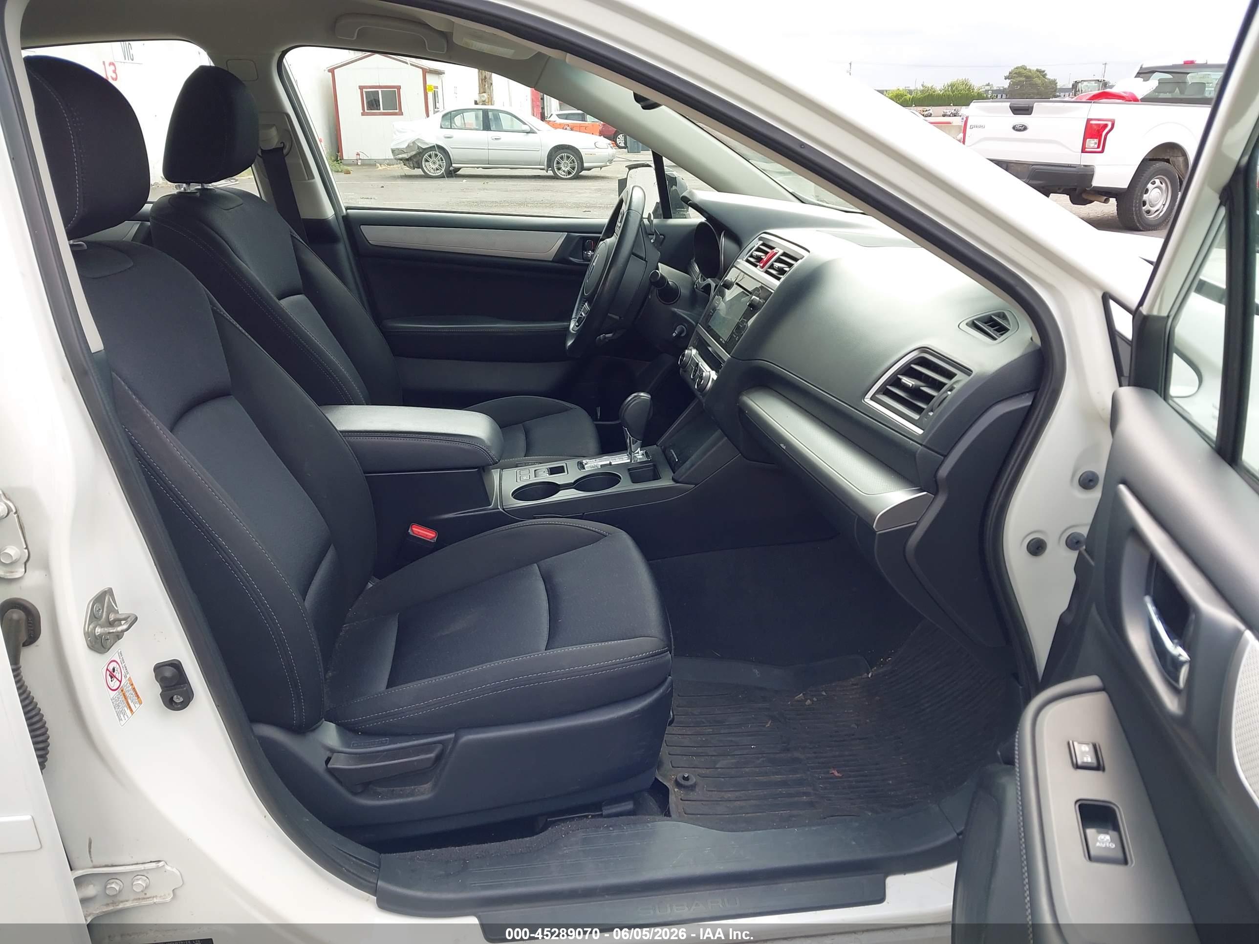 SUBARU LEGACY image 5