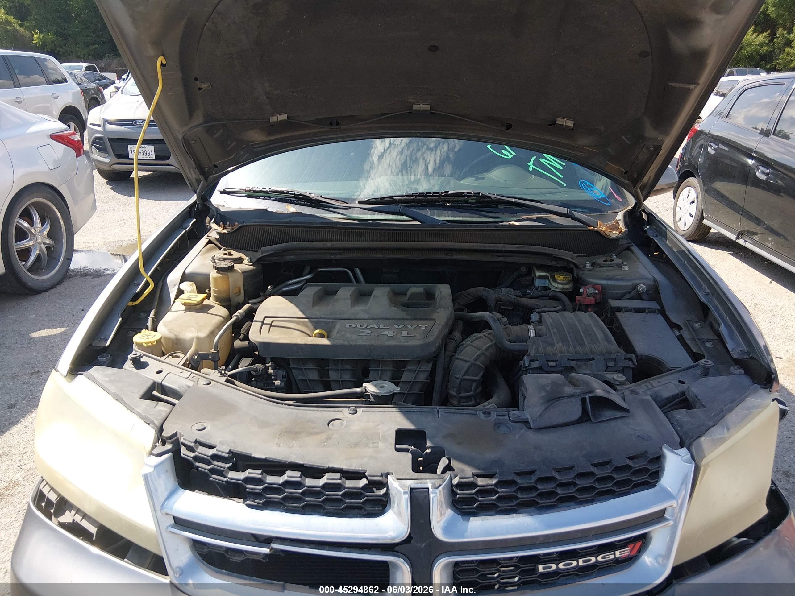 DODGE AVENGER image 10