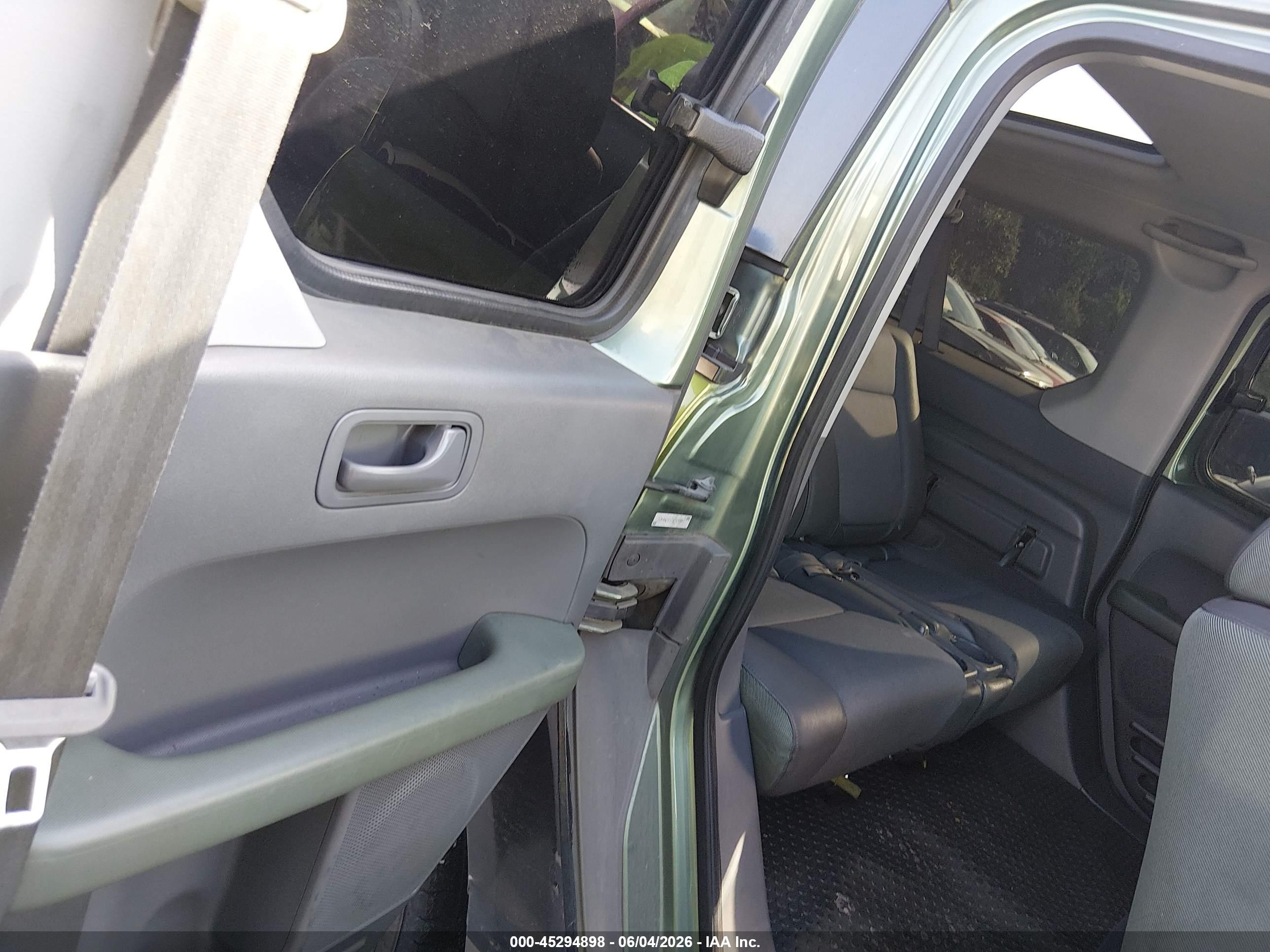 HONDA ELEMENT image 8