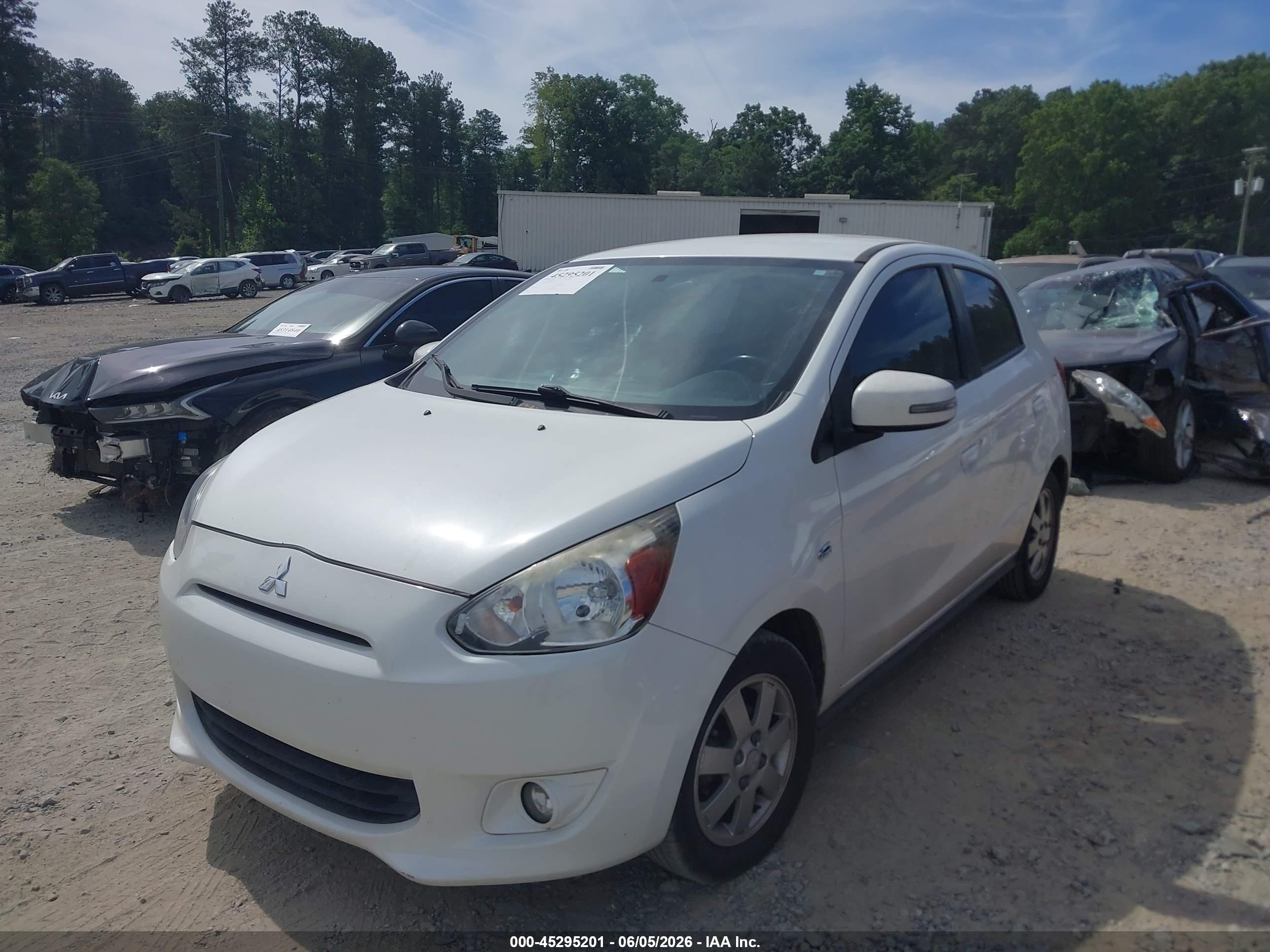 MITSUBISHI MIRAGE image 2