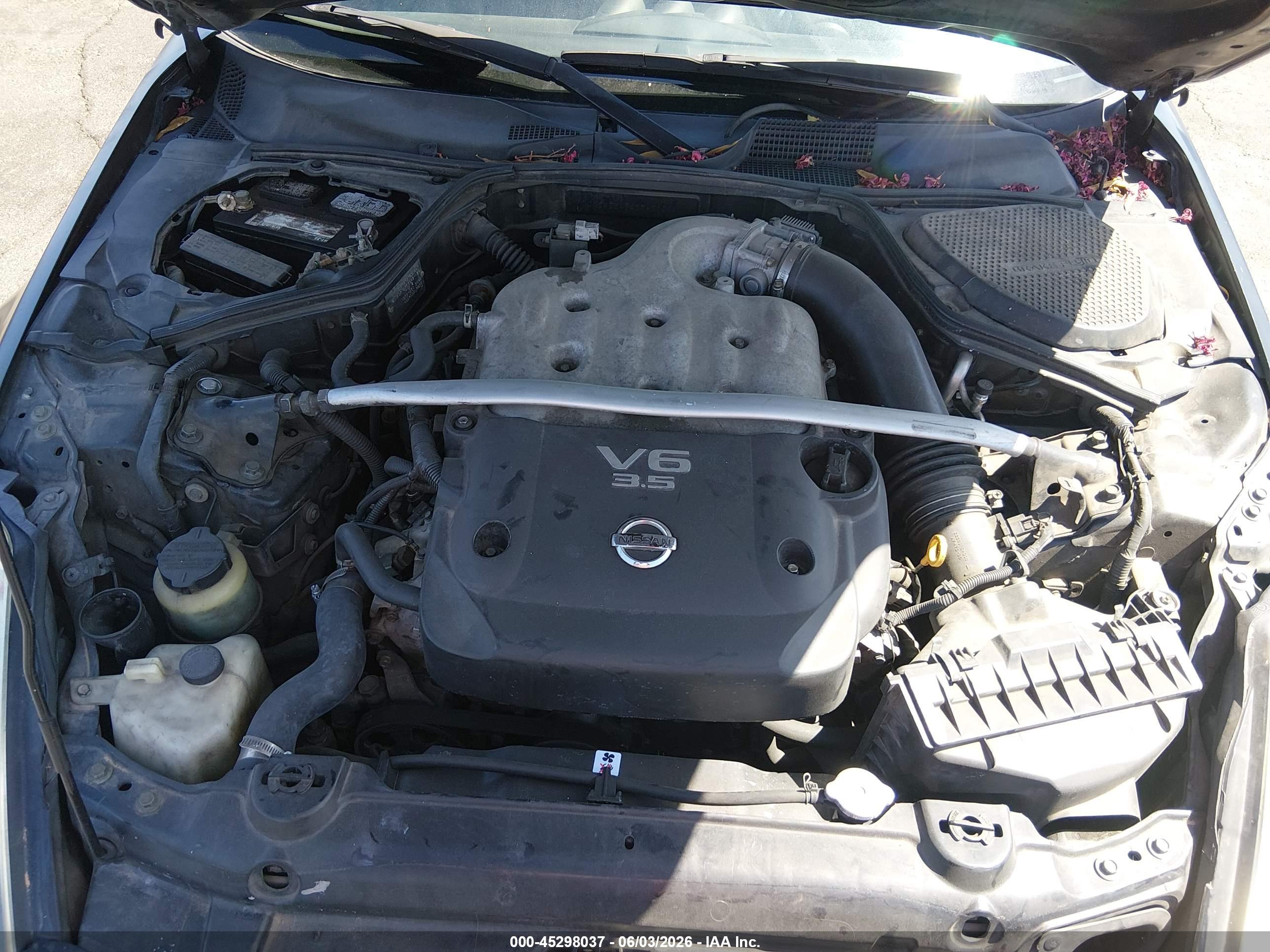 NISSAN 350Z image 10