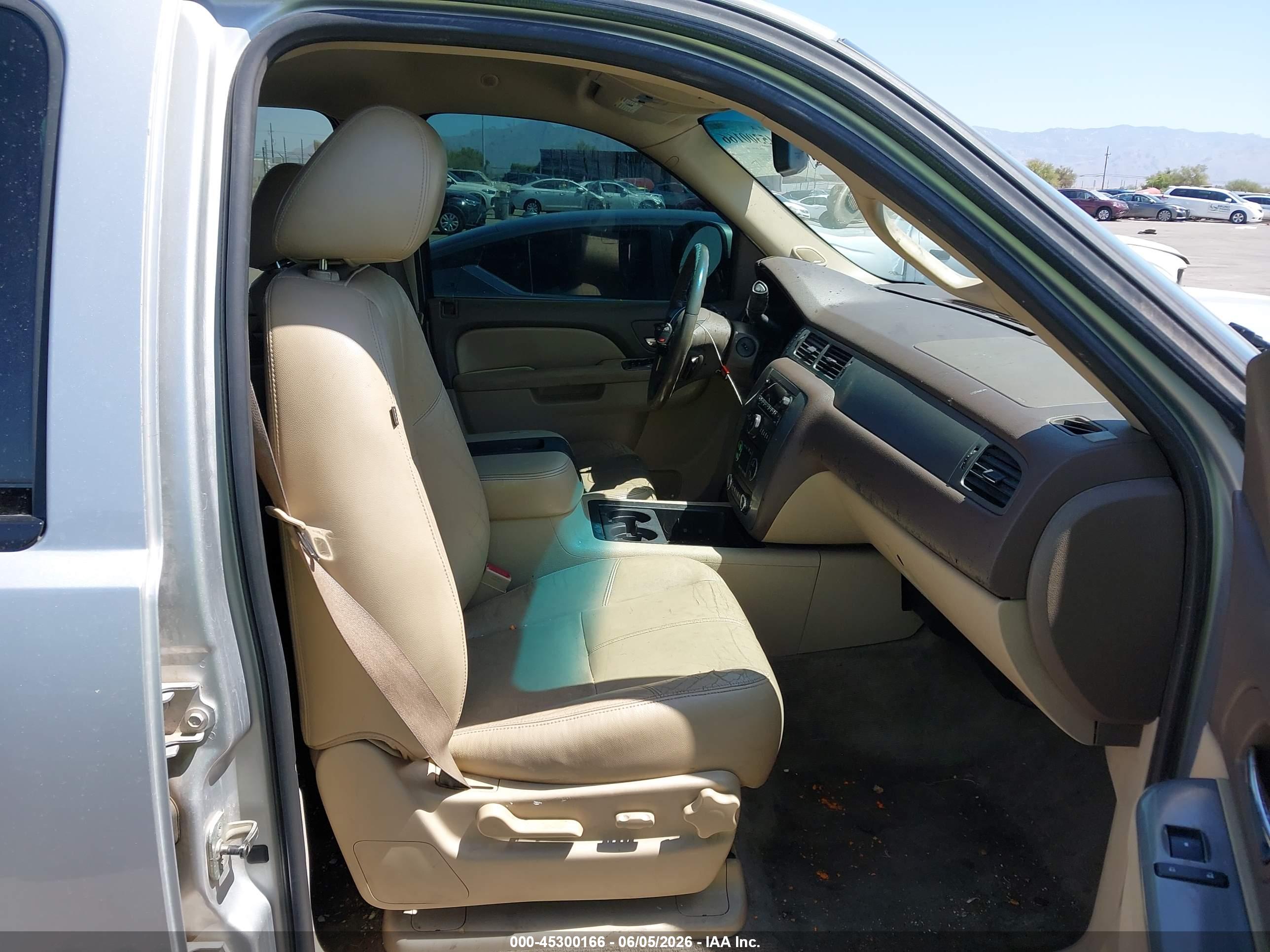 CHEVROLET AVALANCHE image 5