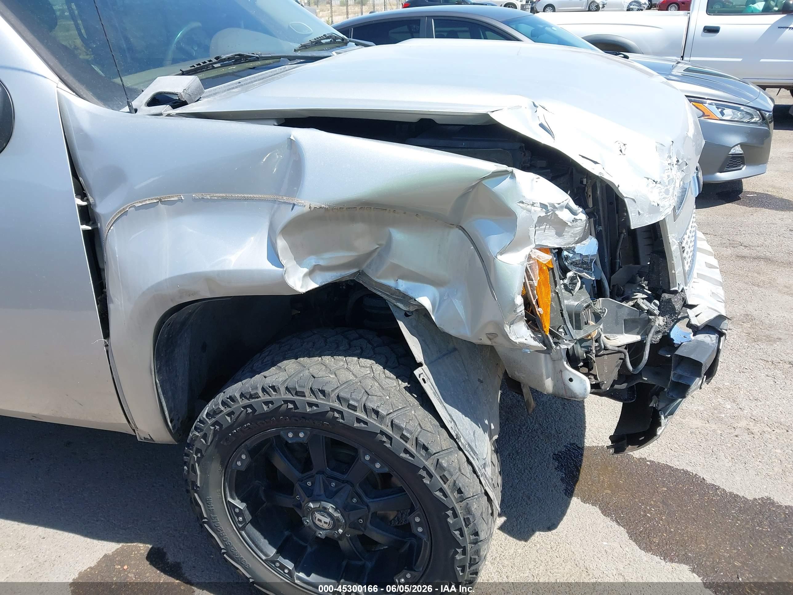 CHEVROLET AVALANCHE image 6