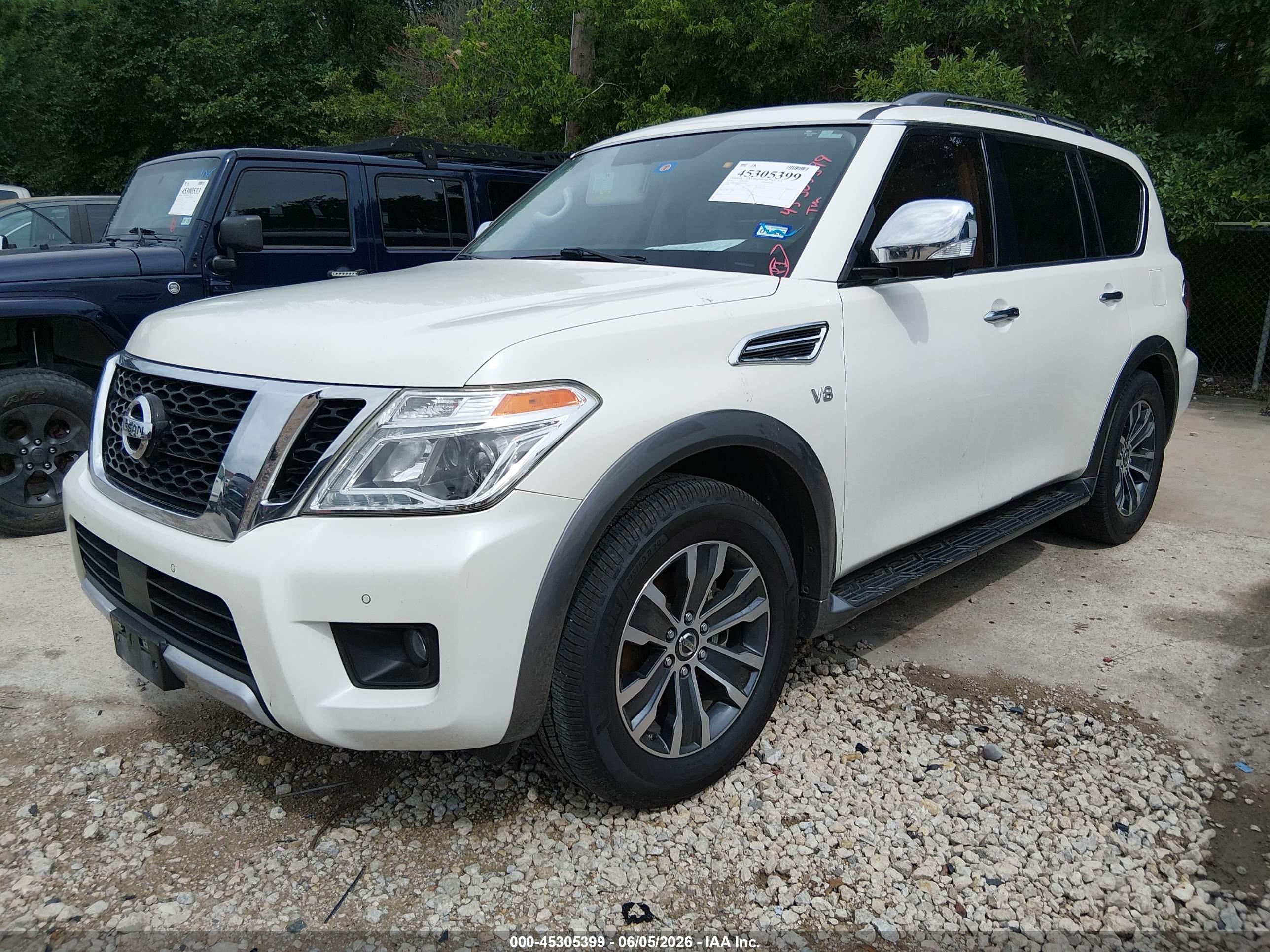 NISSAN ARMADA image 2