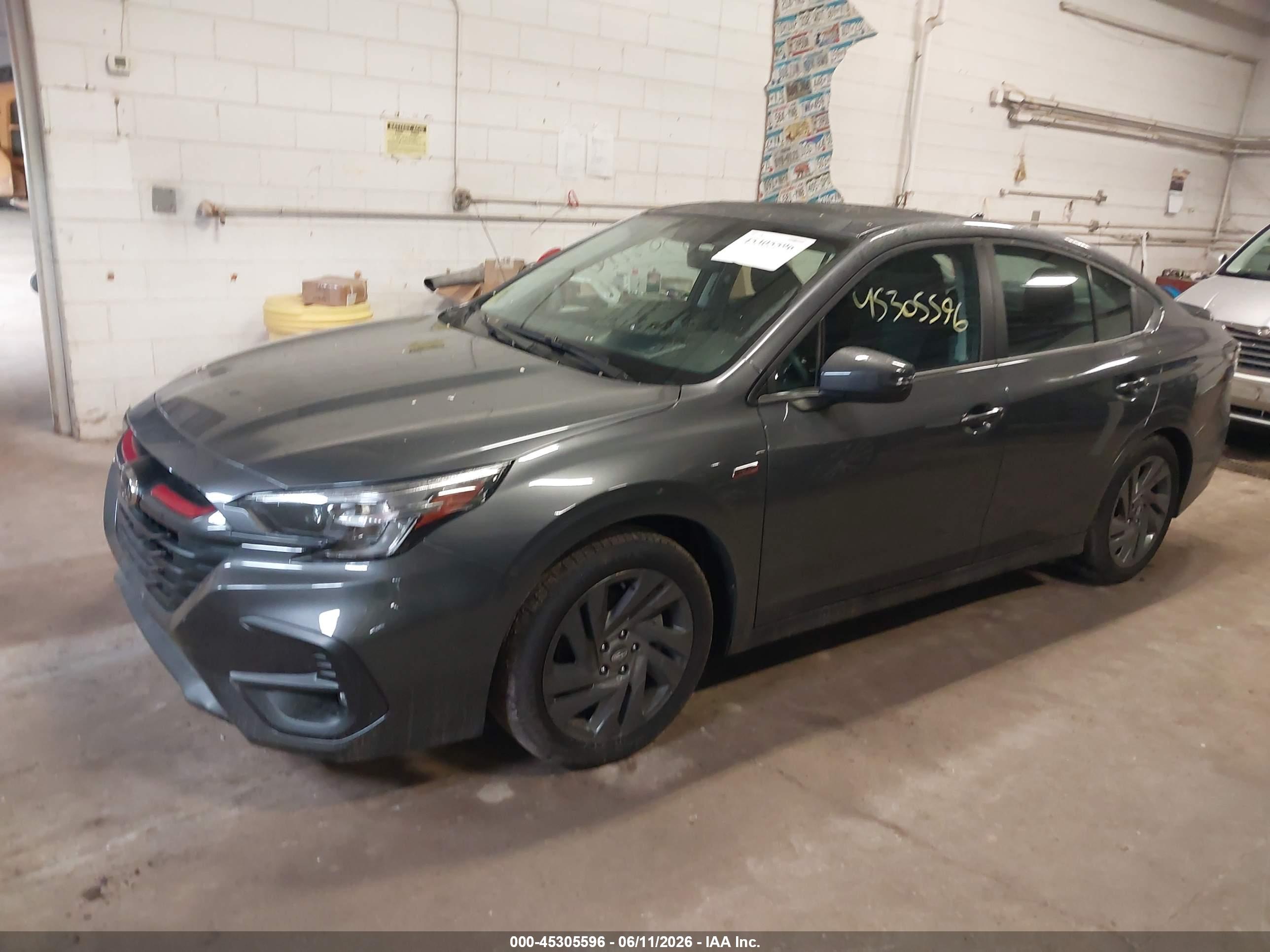 SUBARU LEGACY image 2