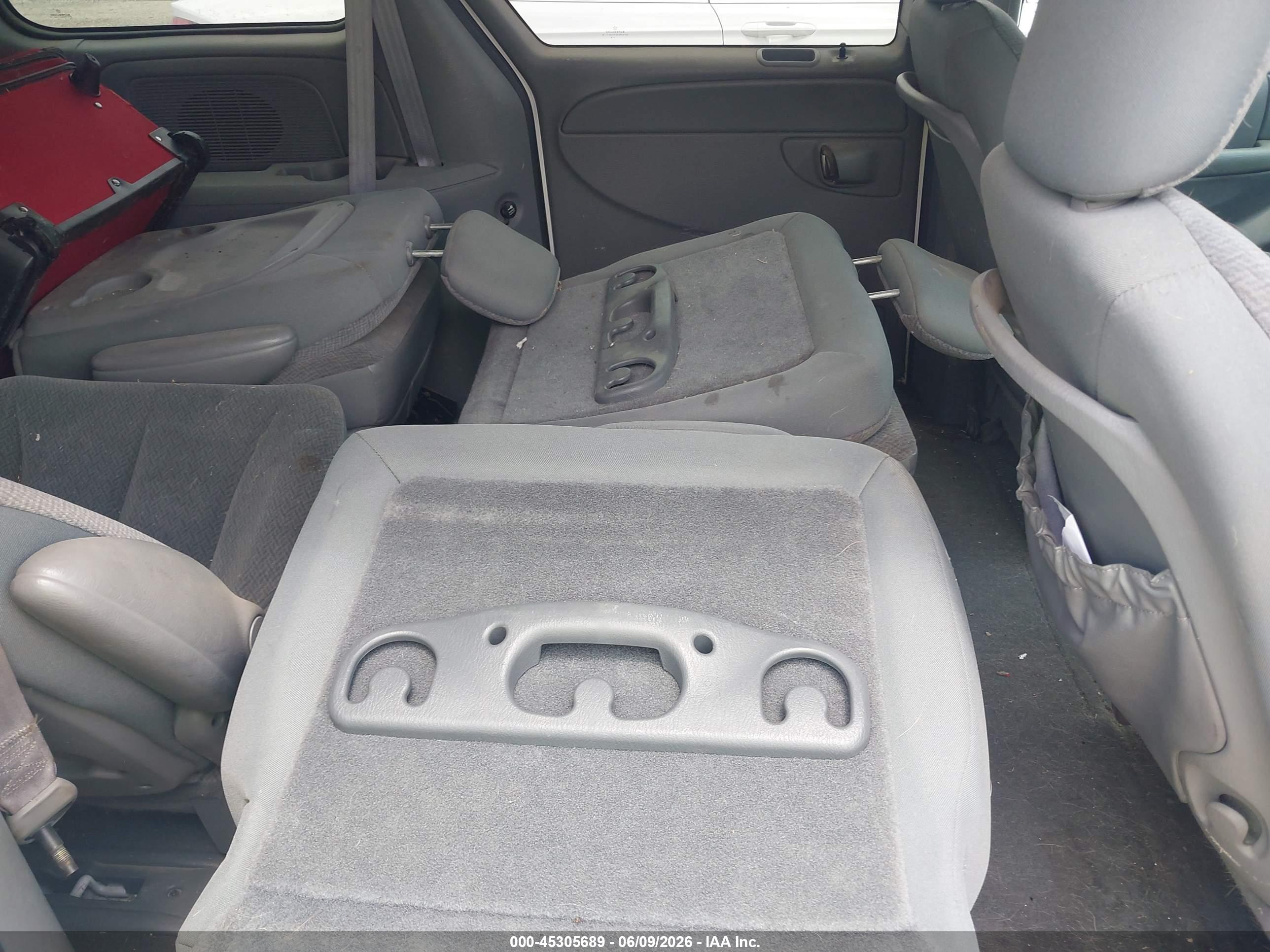 DODGE CARAVAN image 8