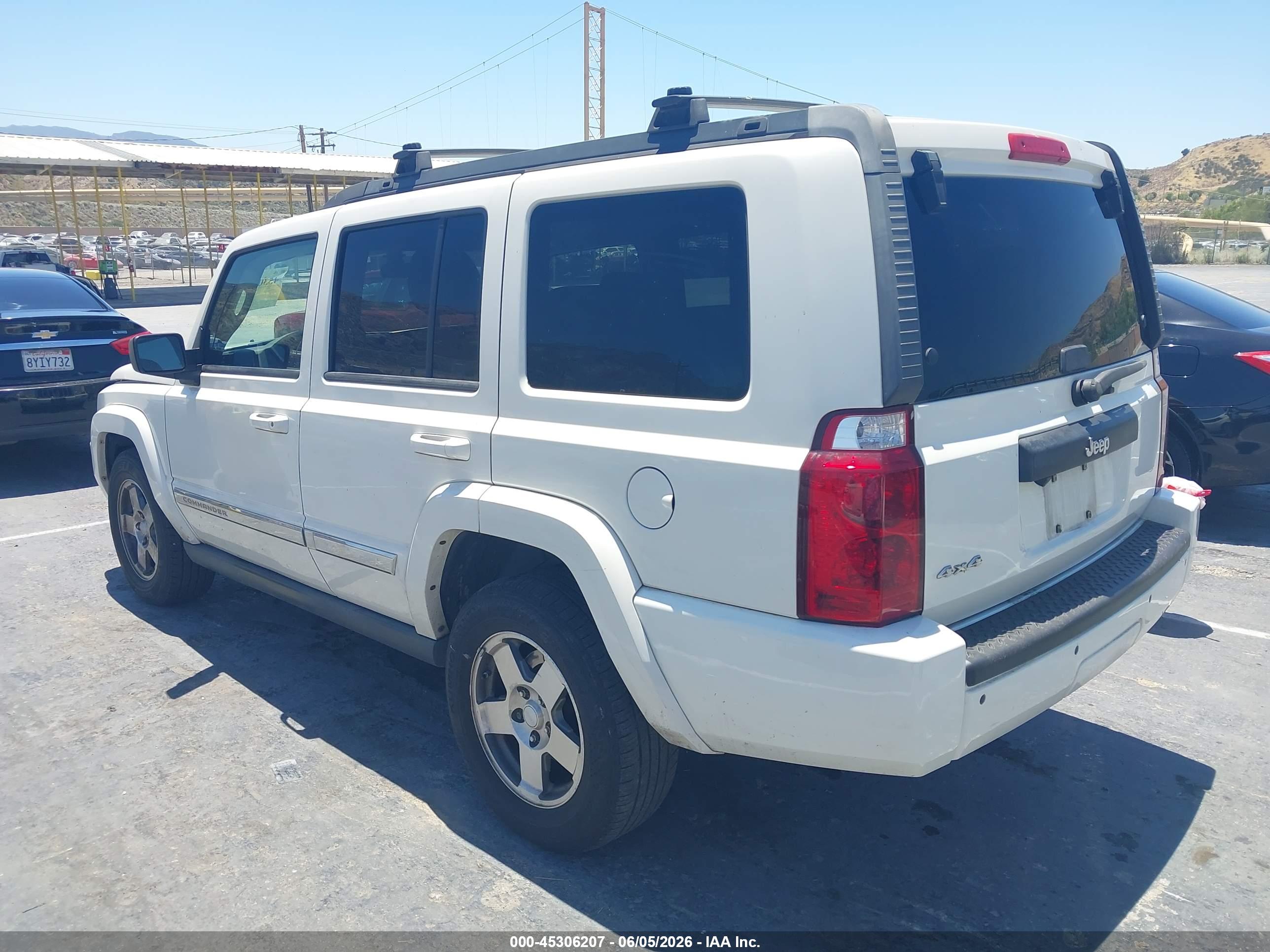 JEEP COMMANDER image 3