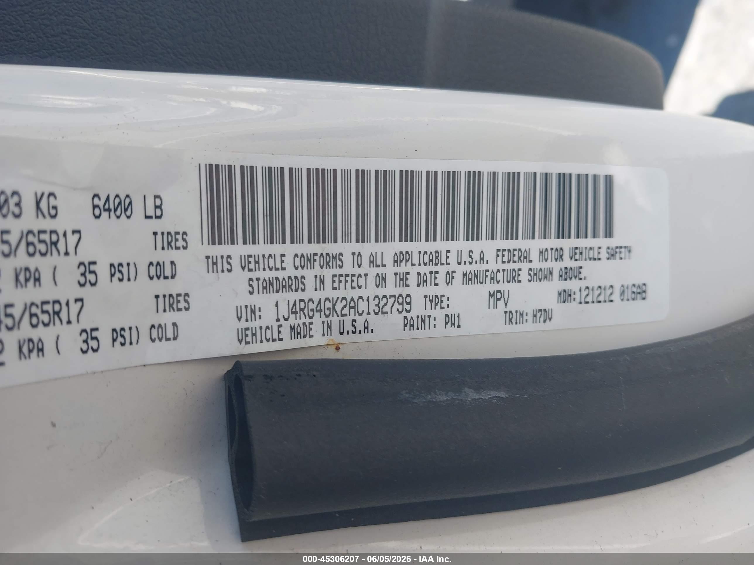 JEEP COMMANDER image 9